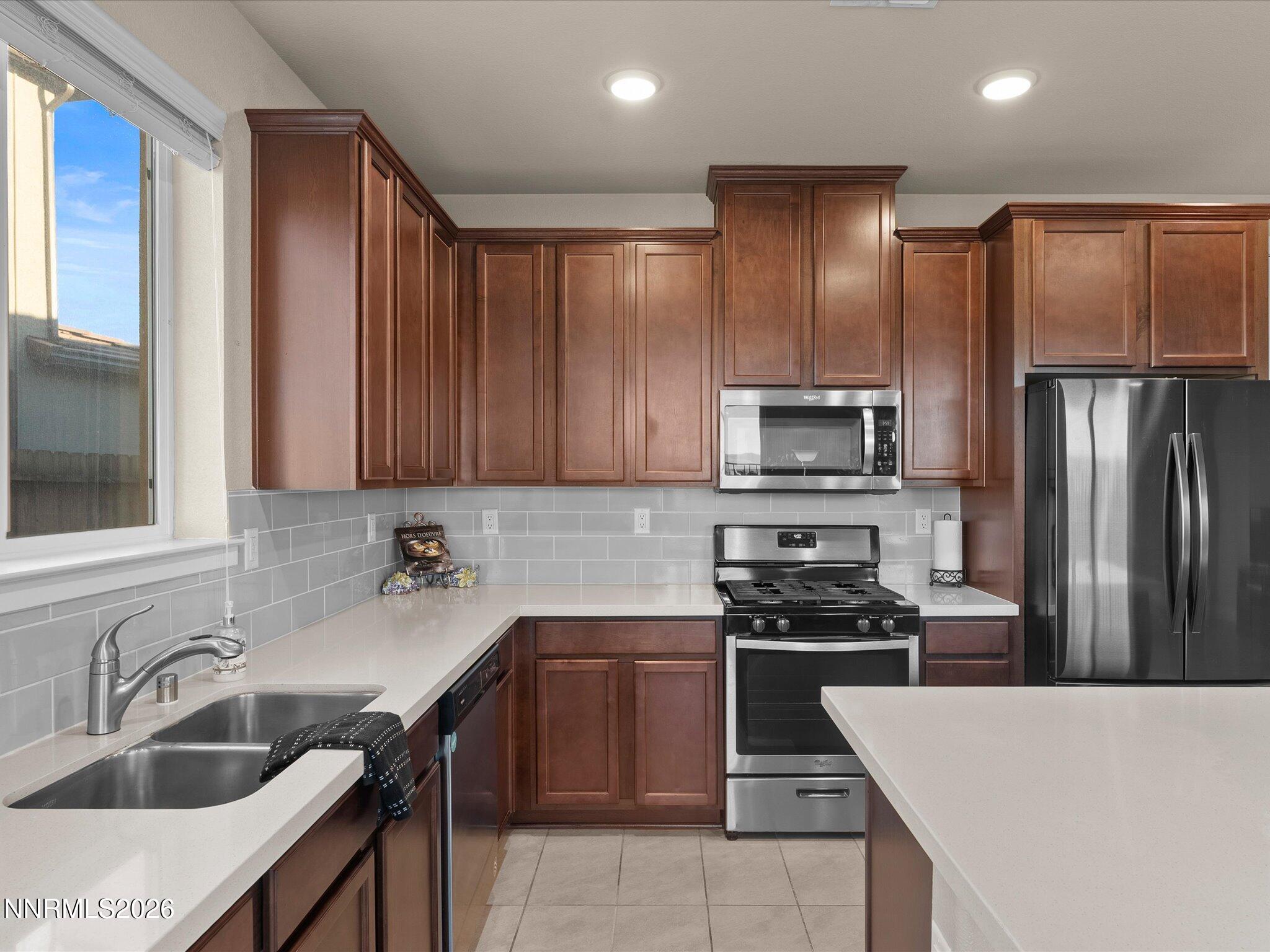 8649 Sky Key Road Property Photo 11