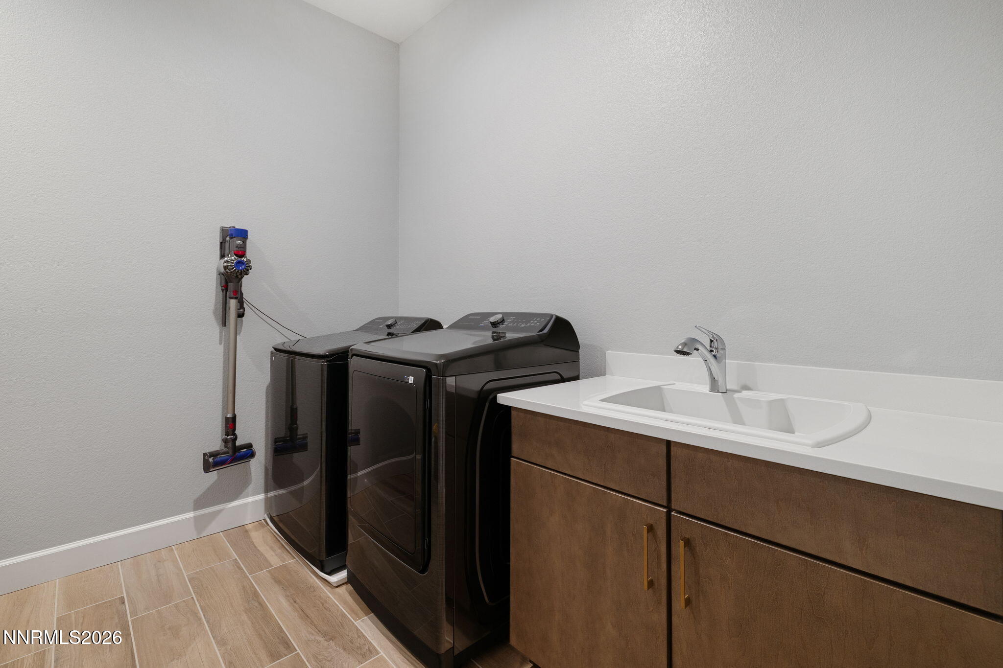1561 Evangeline Drive Property Photo 24