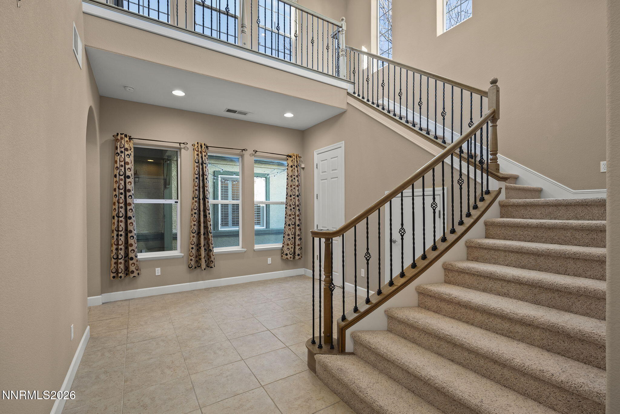 10885 Pentwater Drive Property Photo 4