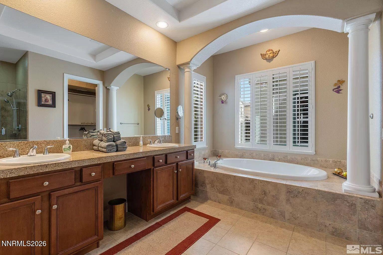 10885 Pentwater Drive Property Photo 28