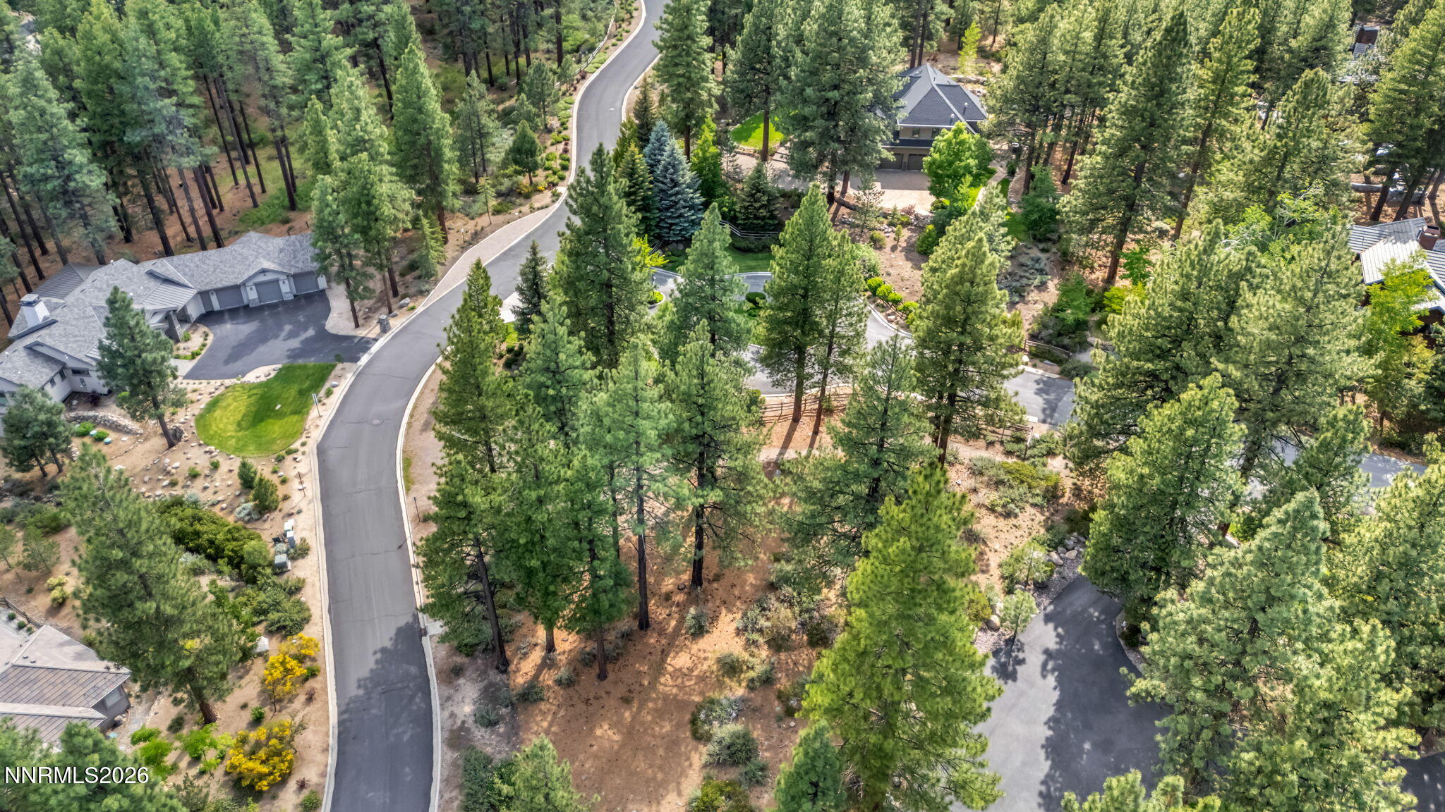 307 E Jeffrey Pine Road Property Photo 13