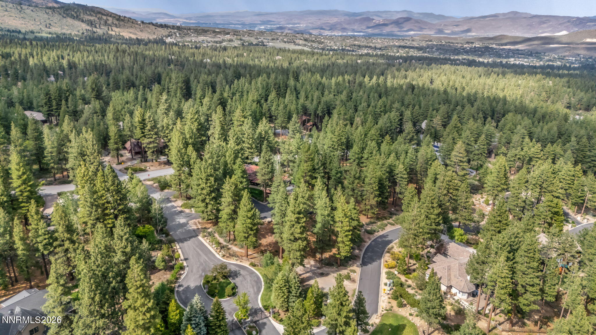 307 E Jeffrey Pine Road Property Photo 18