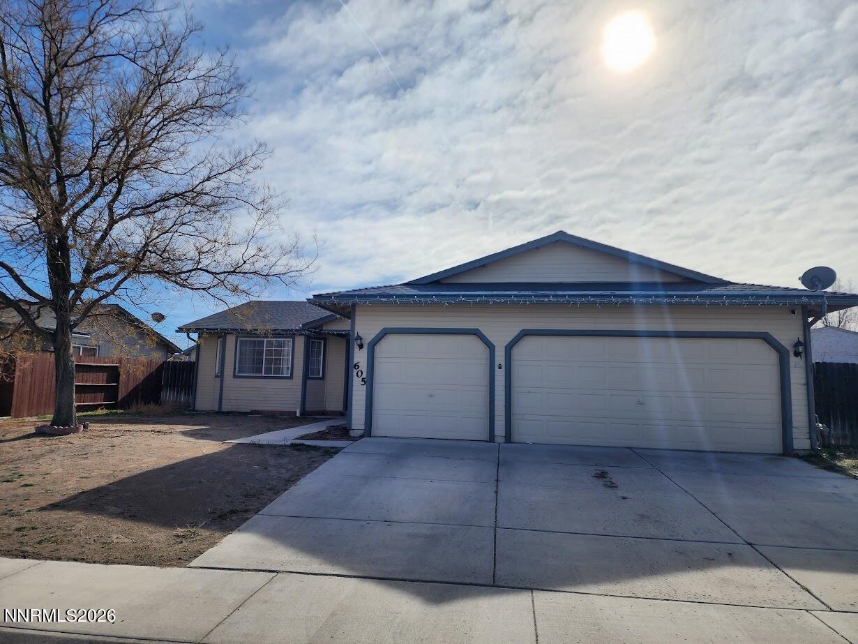 605 Nader Way Property Photo 1