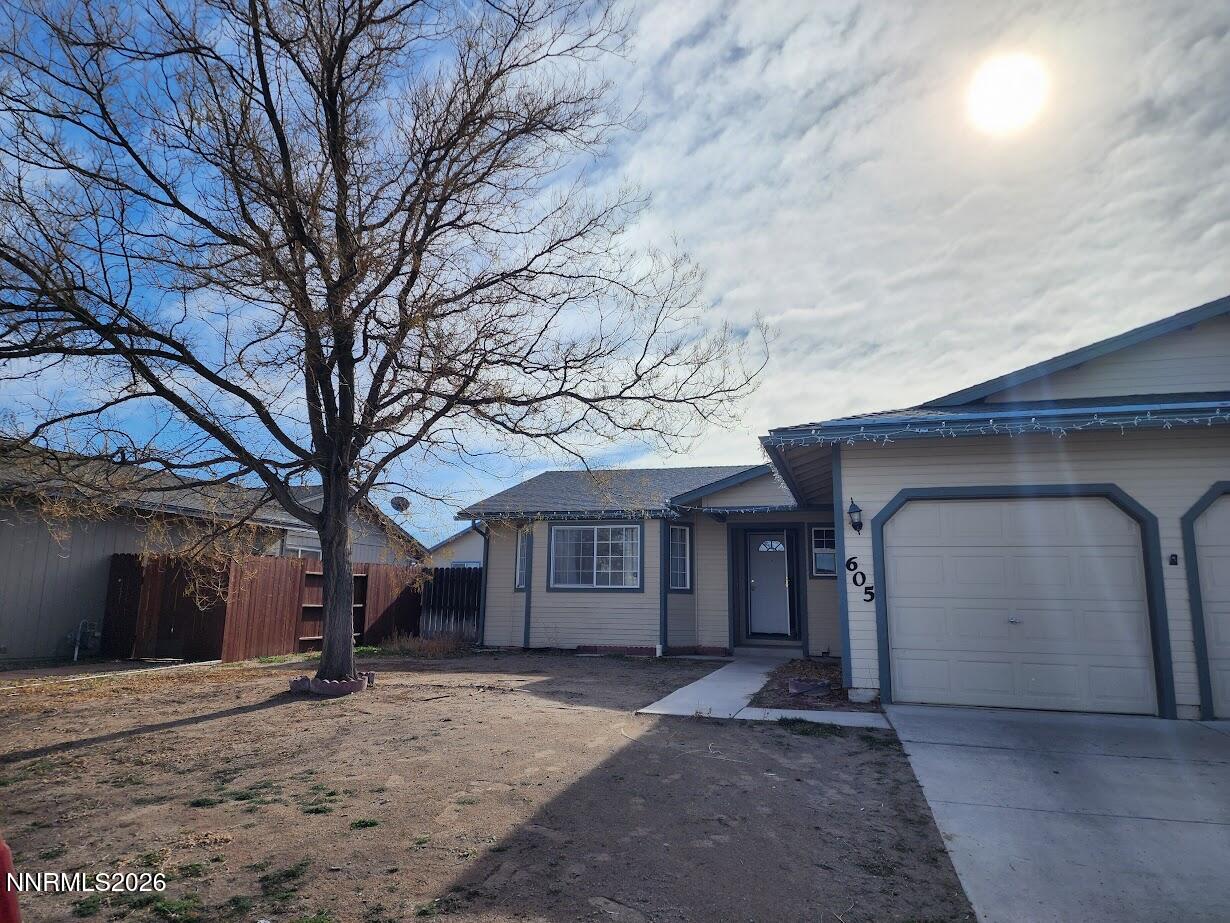 605 Nader Way Property Photo 2