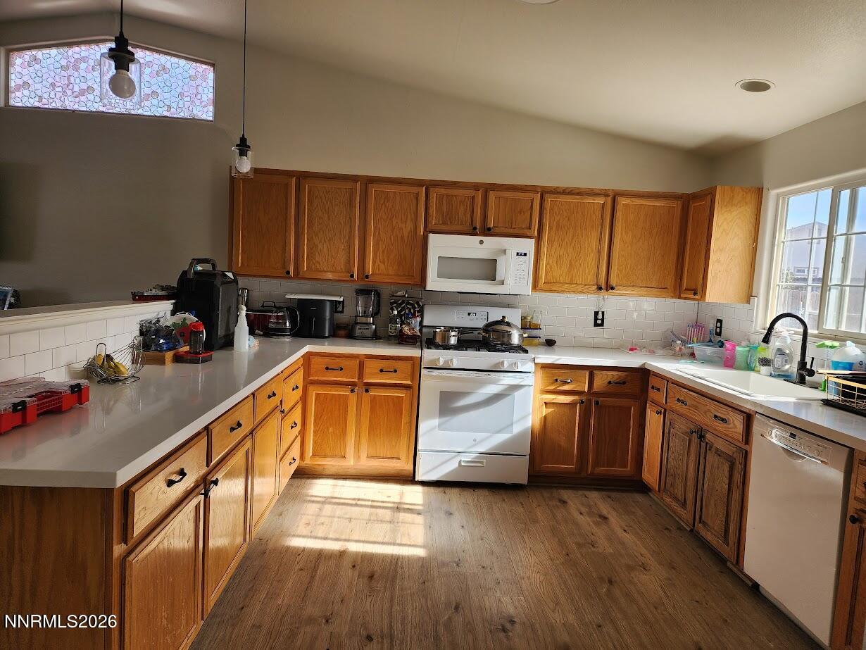 605 Nader Way Property Photo 8