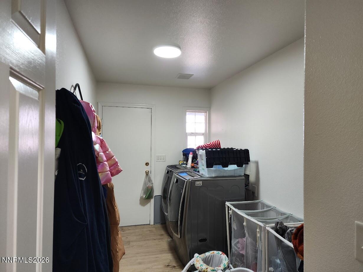 605 Nader Way Property Photo 10