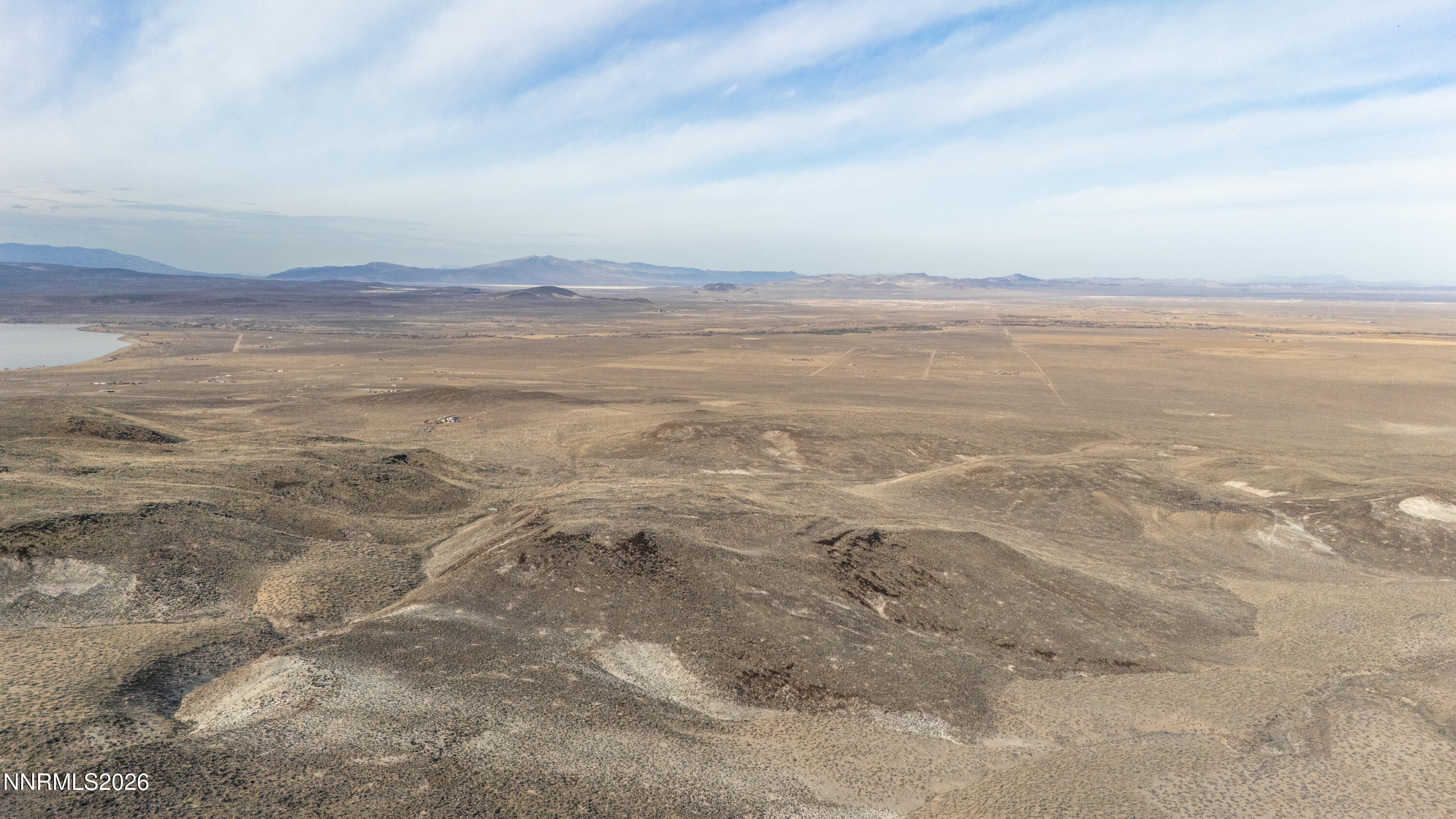 16642 Power Line Road Property Photo 12