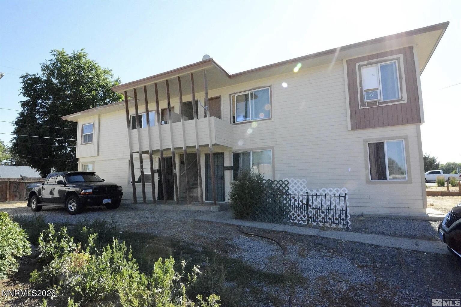 650 Denslowe Drive Property Photo 1