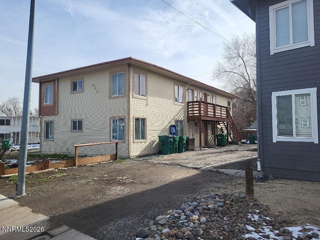 650 Denslowe Drive Property Photo 4