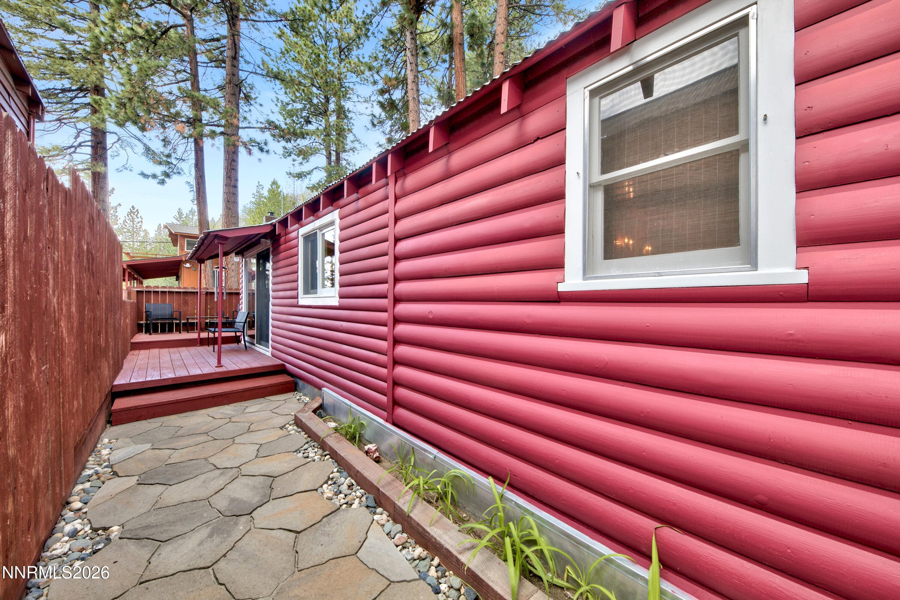 212 Lyons Avenue Property Photo 15