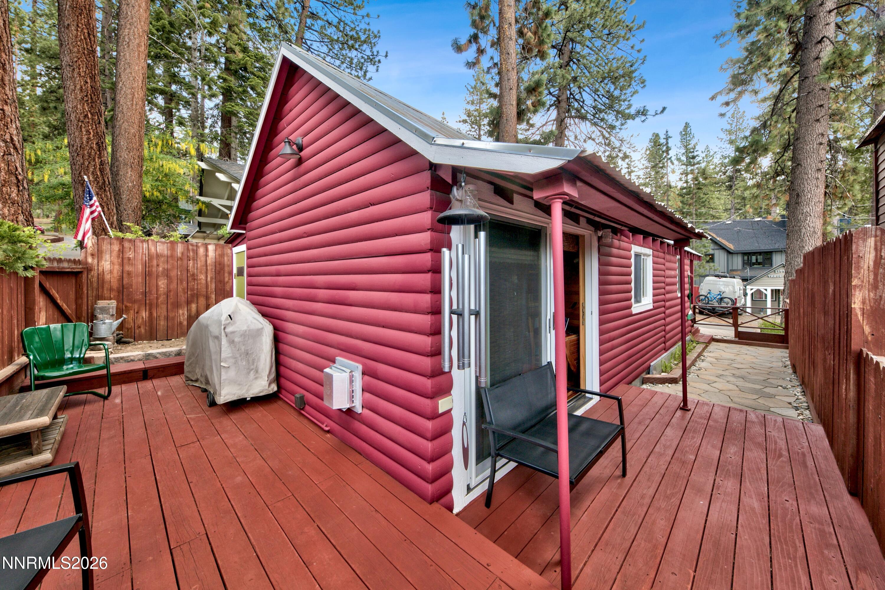 212 Lyons Avenue Property Photo 16