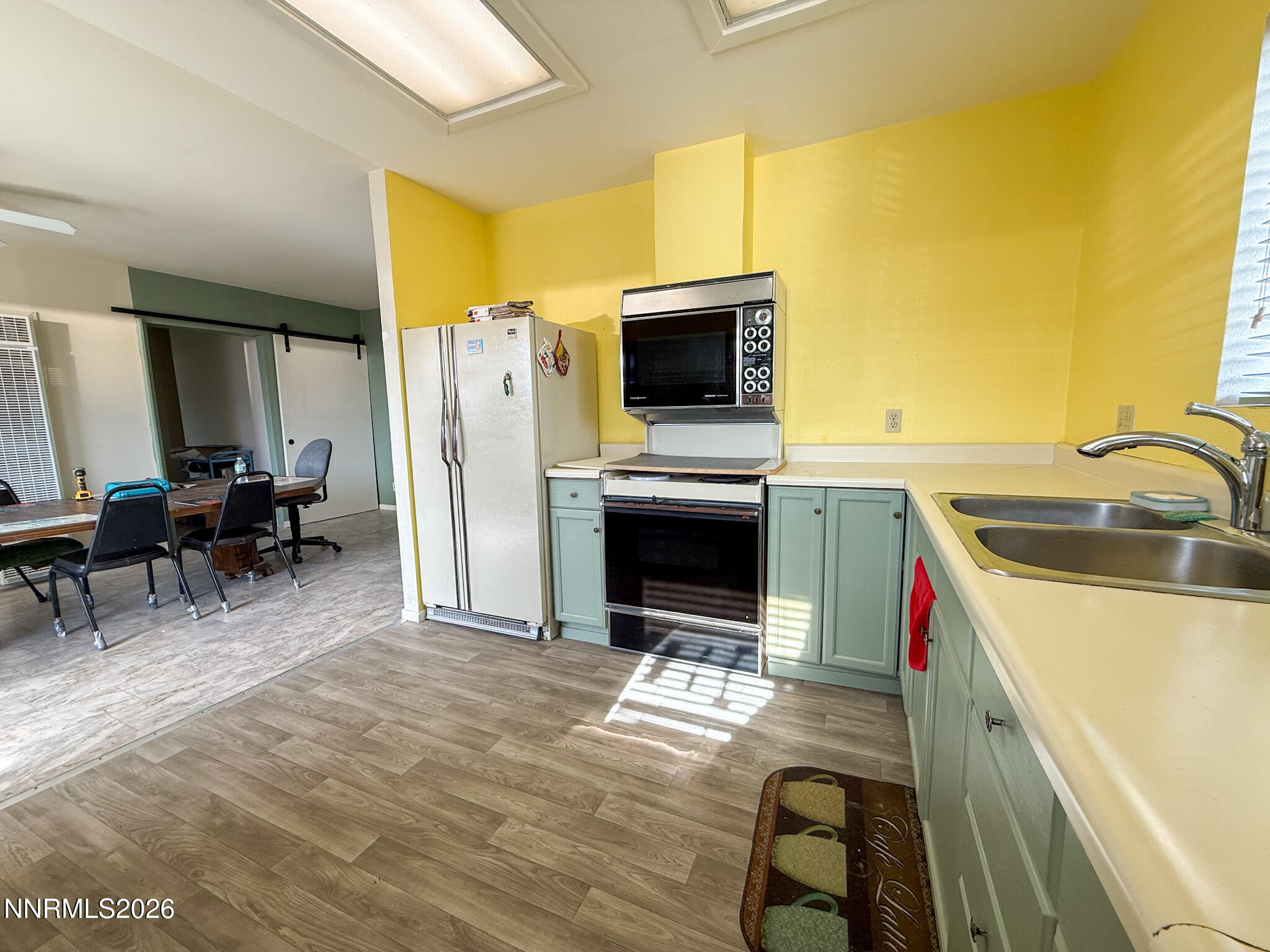 845 G Street Property Photo 2