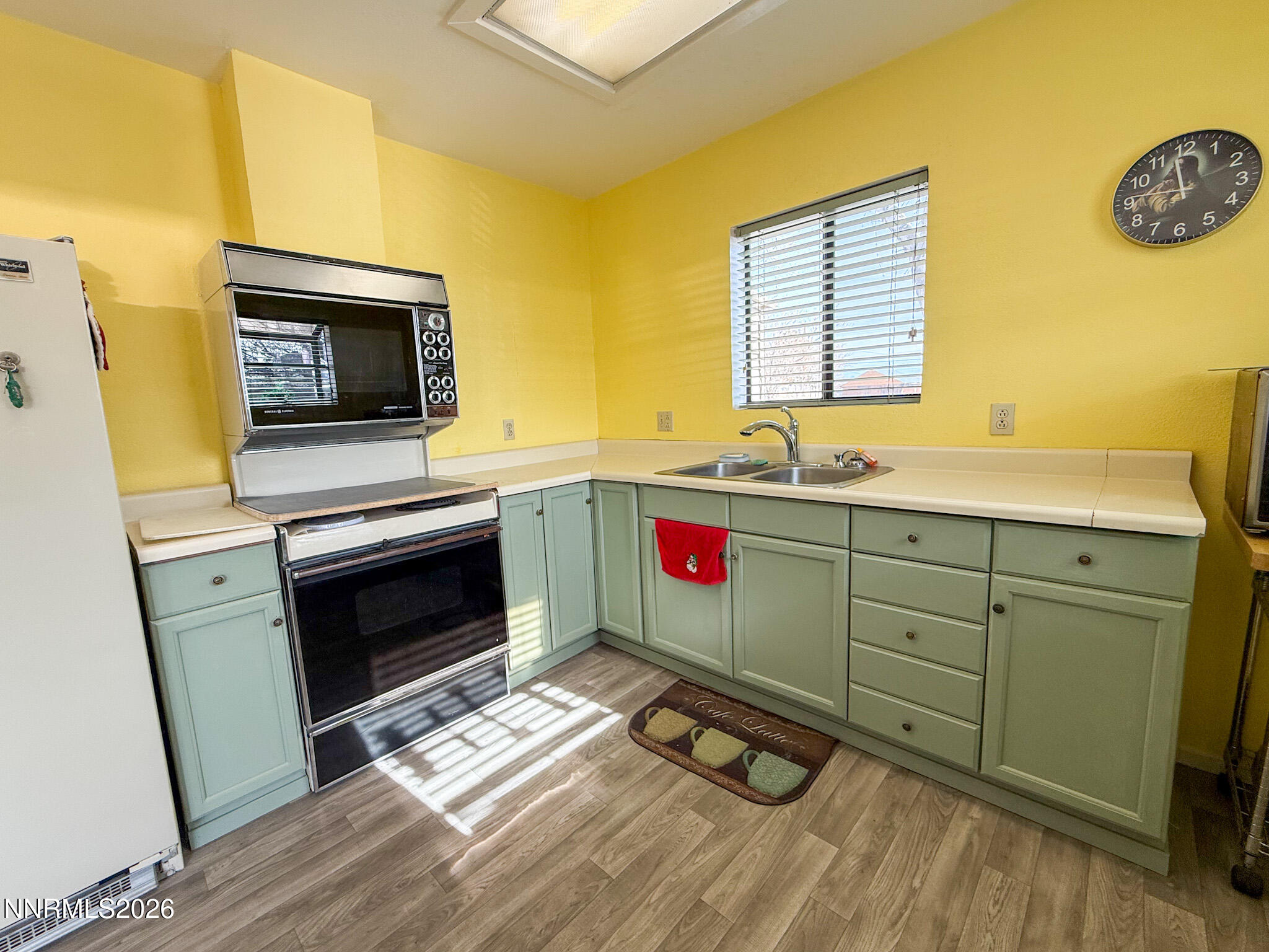 845 G Street Property Photo 4