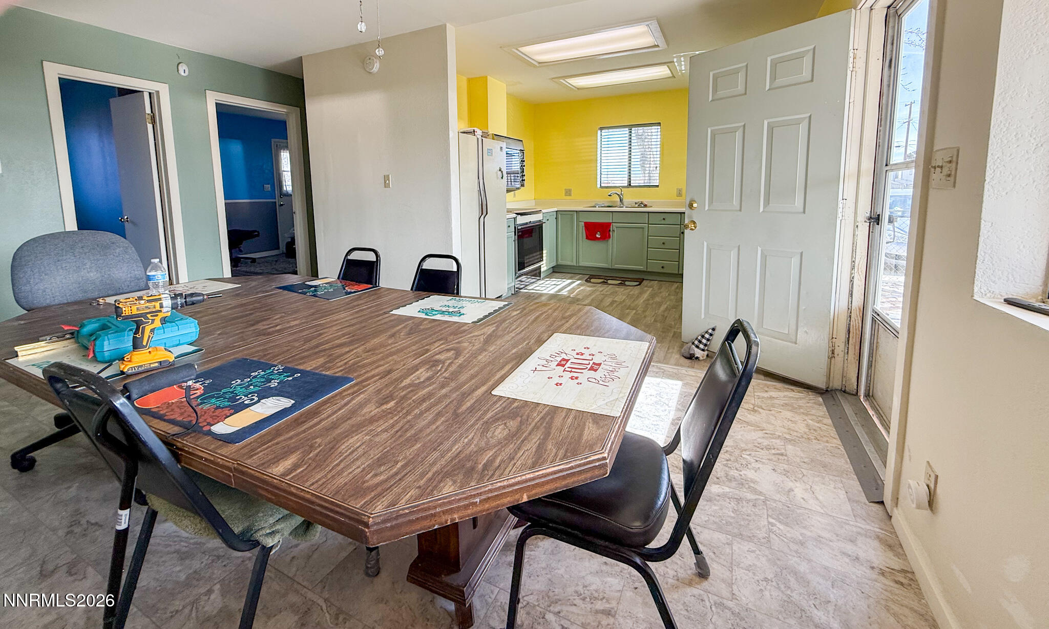 845 G Street Property Photo 6