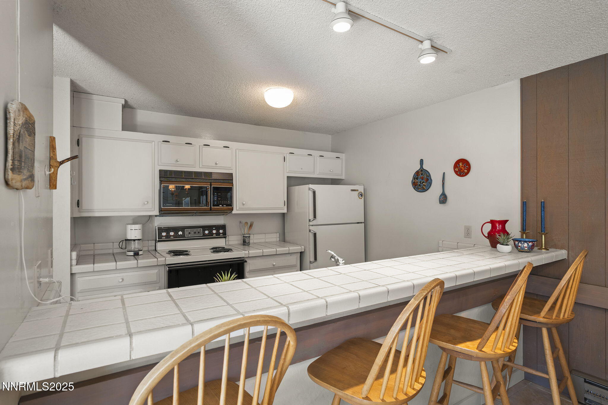 954 Fairway Boulevard # 4 Property Photo 19