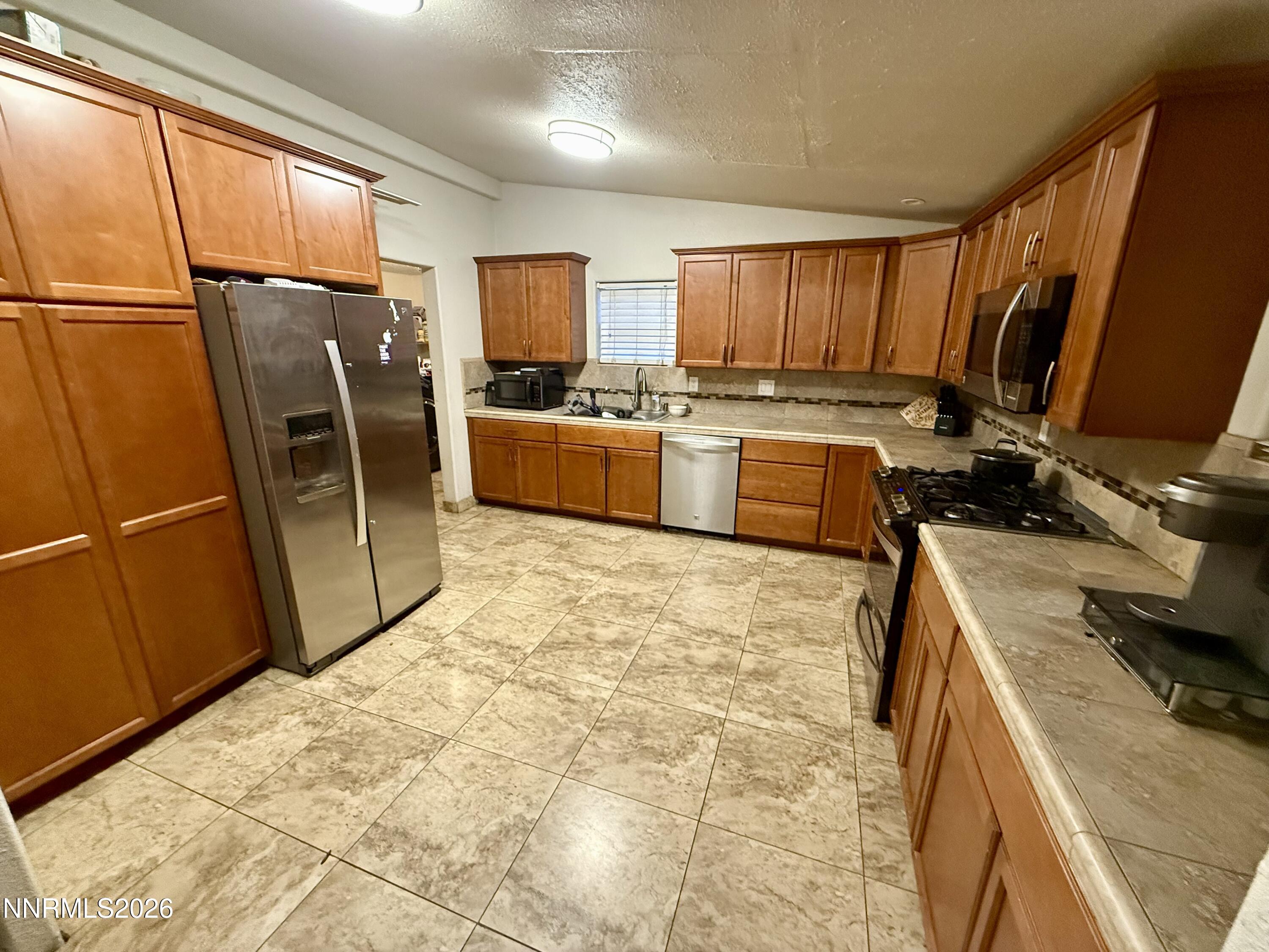 16380 Enargite Circle Property Photo 7