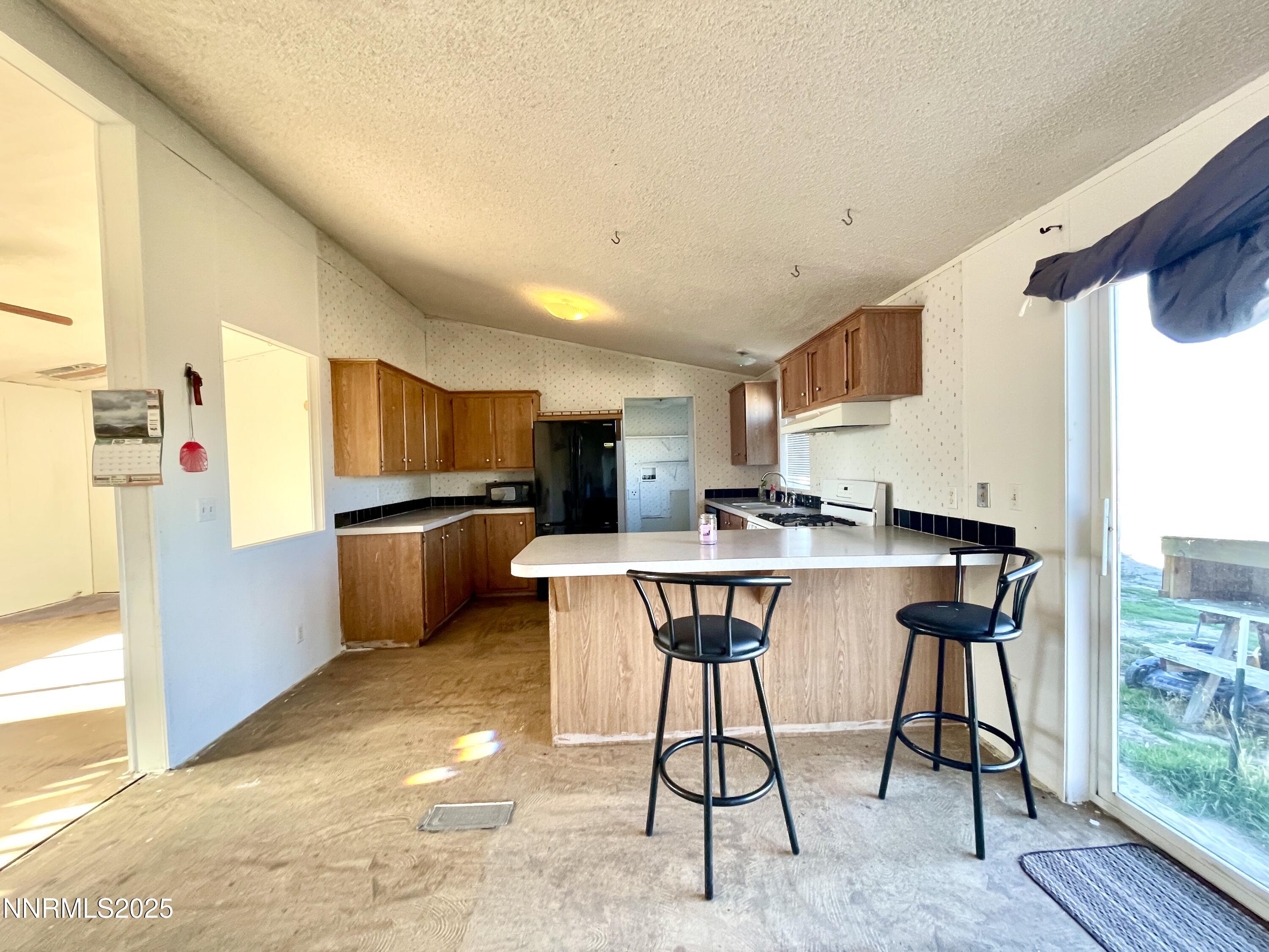 6055 Amos Drive Property Photo 2
