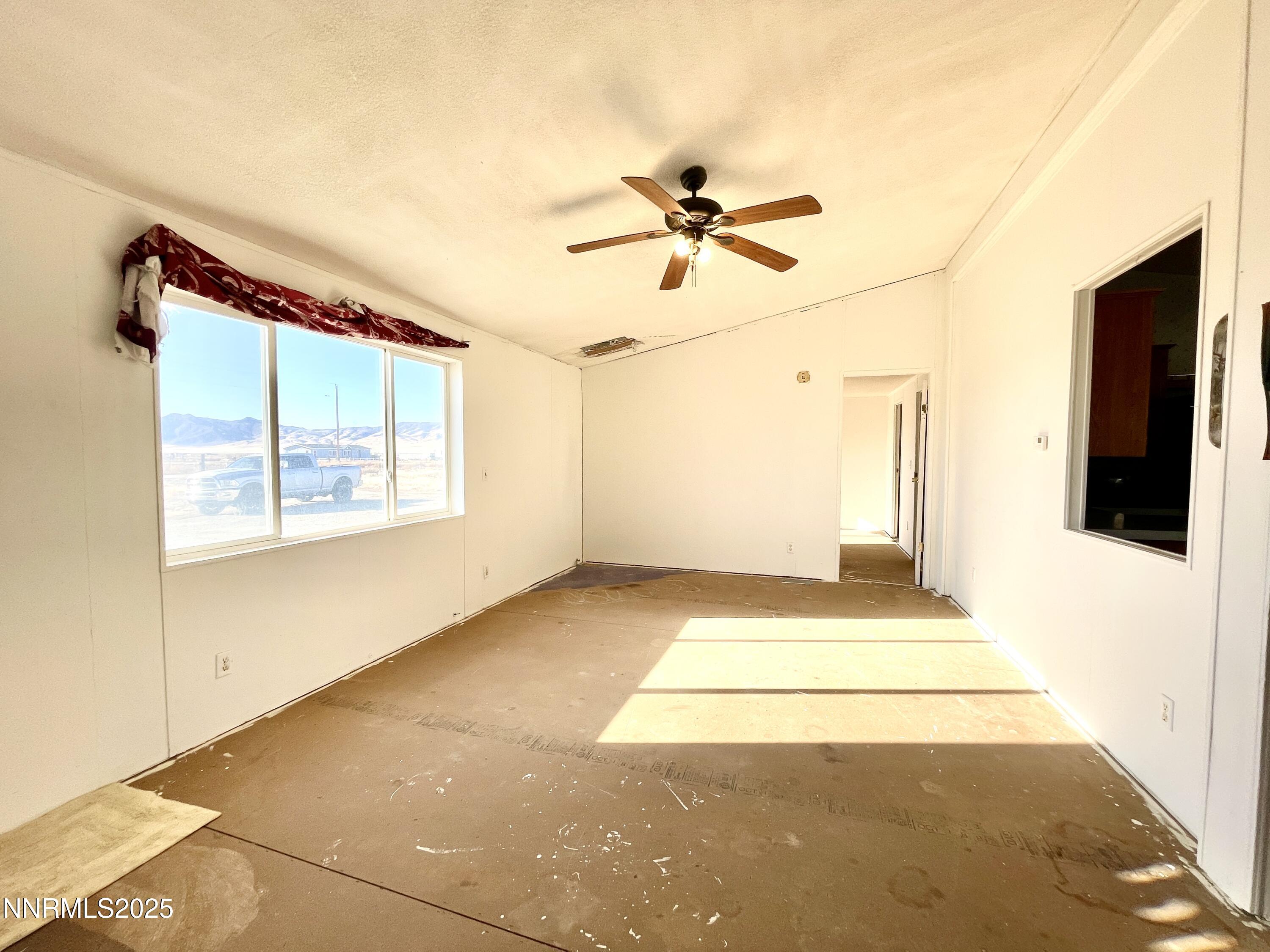 6055 Amos Drive Property Photo 5