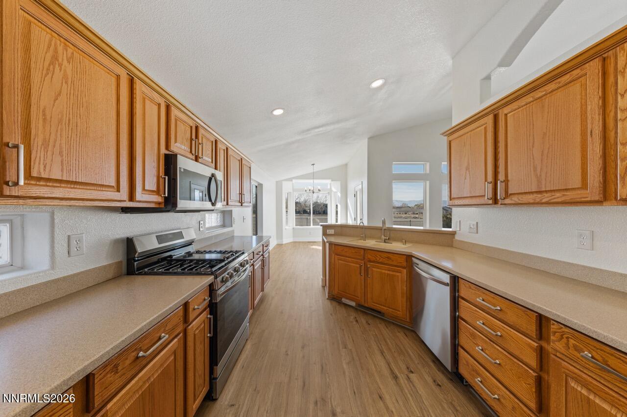 560 Wedge Lane Property Photo 8