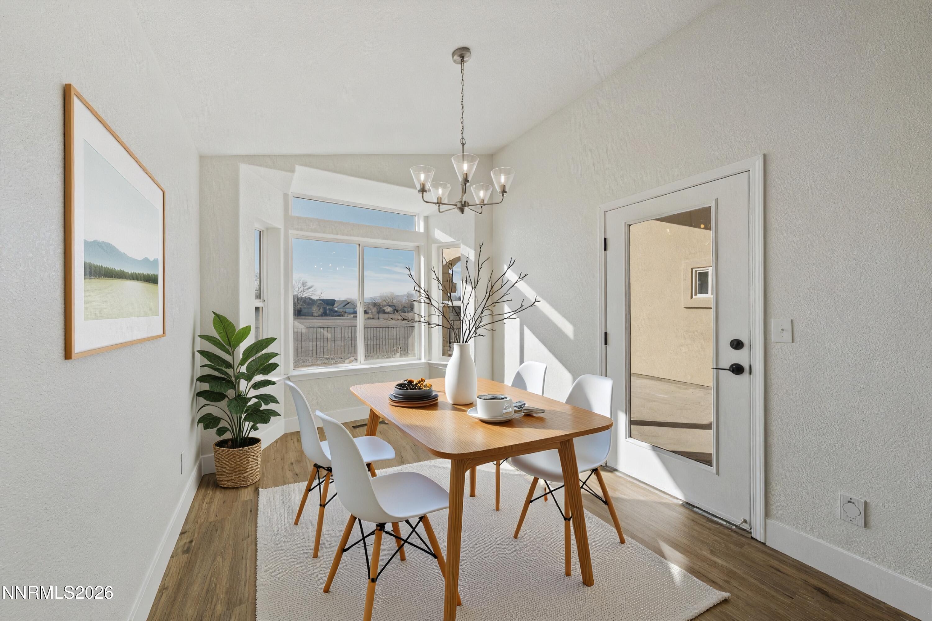 560 Wedge Lane Property Photo 9