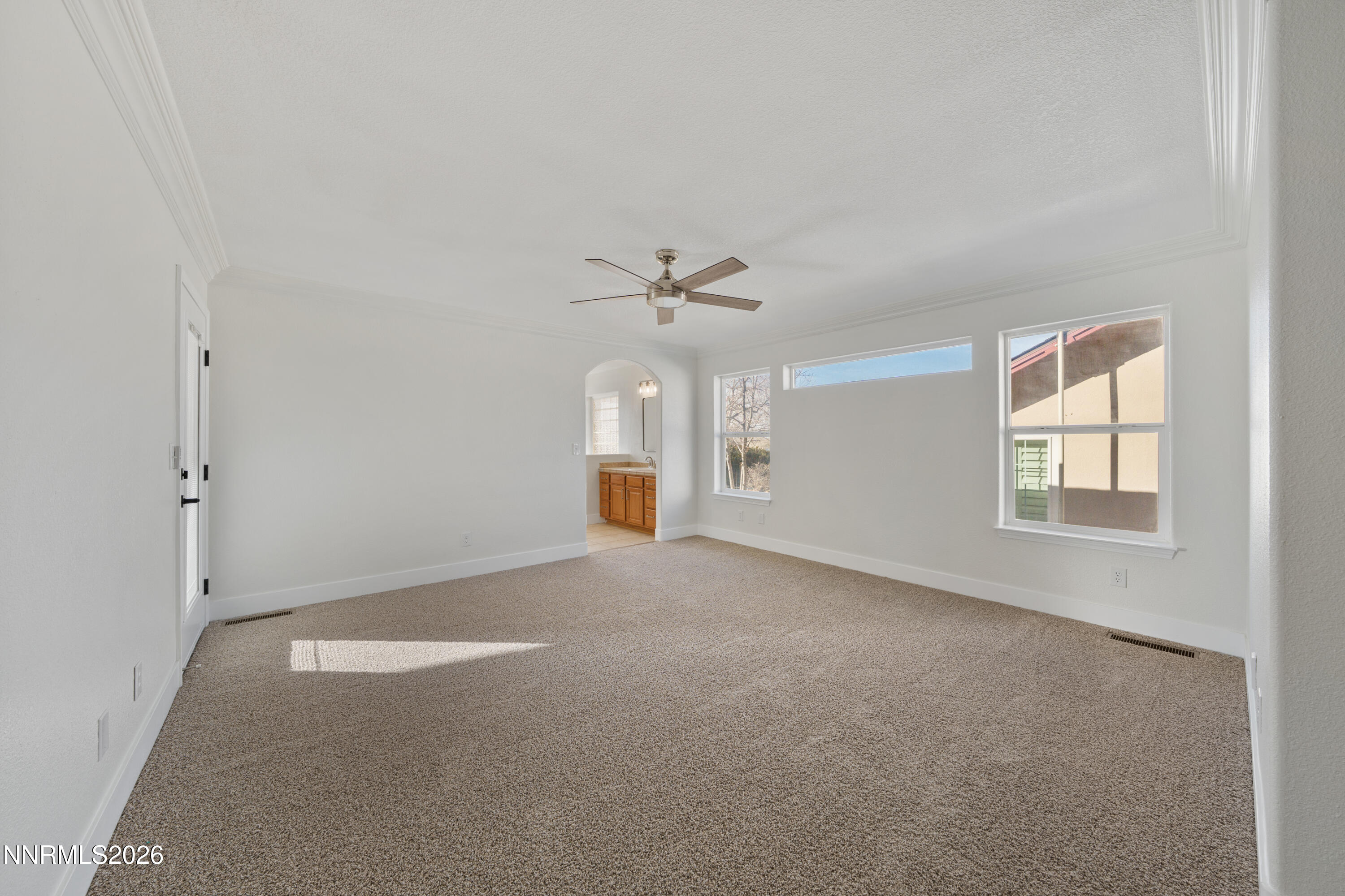 560 Wedge Lane Property Photo 12