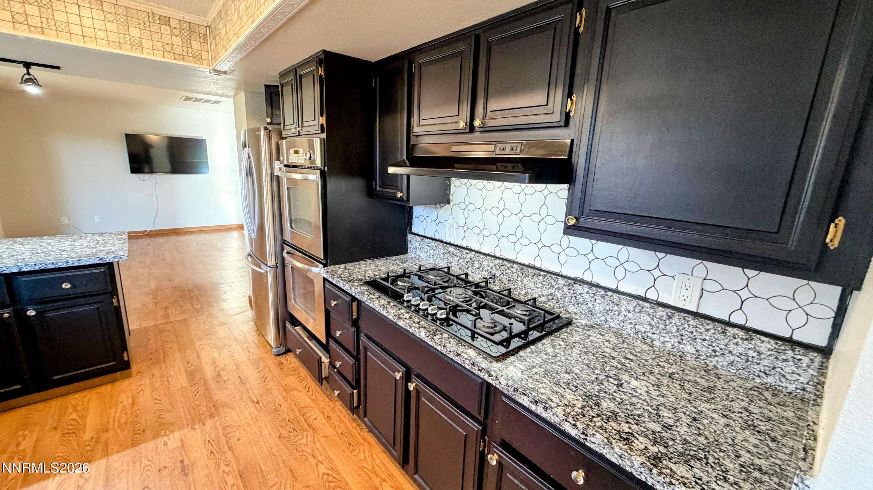 1381 Laser Court Property Photo 6