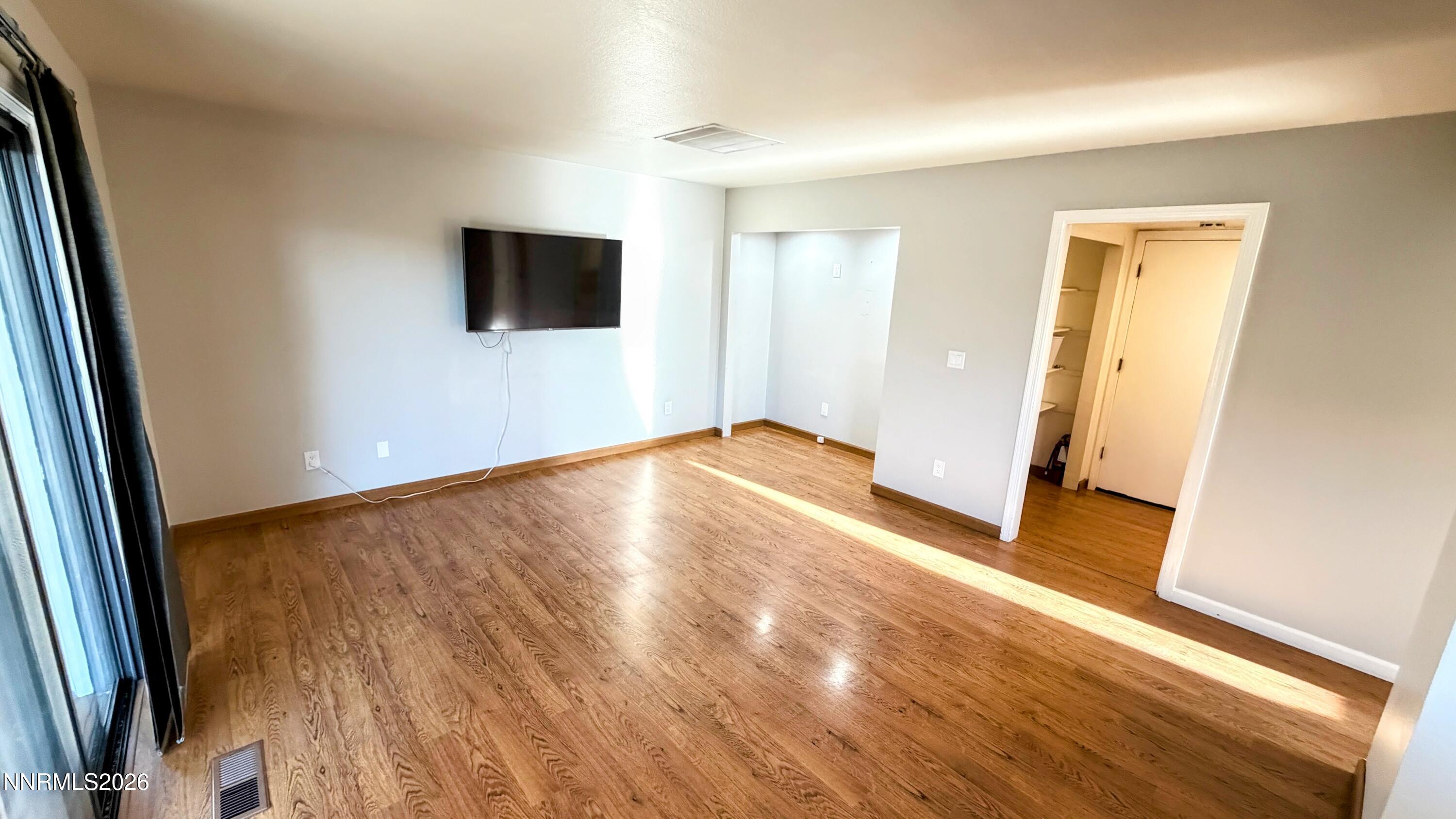 1381 Laser Court Property Photo 12
