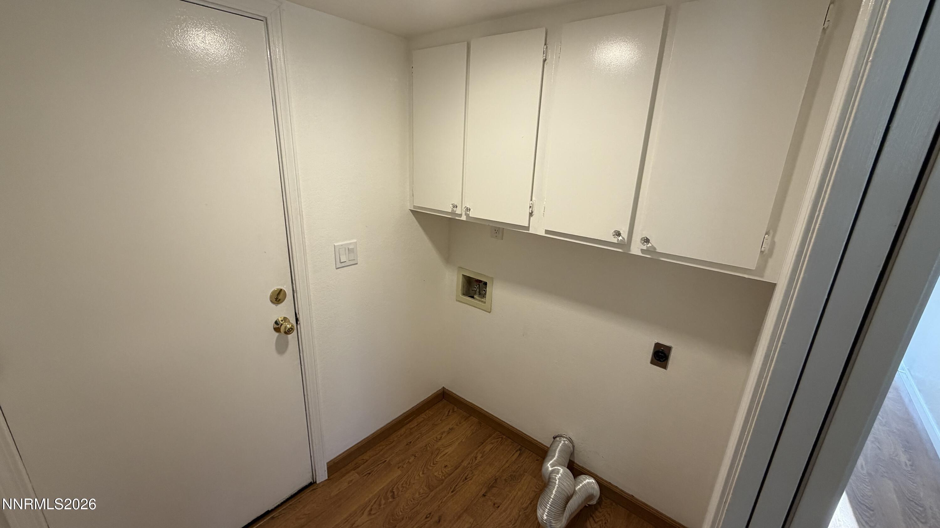 1381 Laser Court Property Photo 28