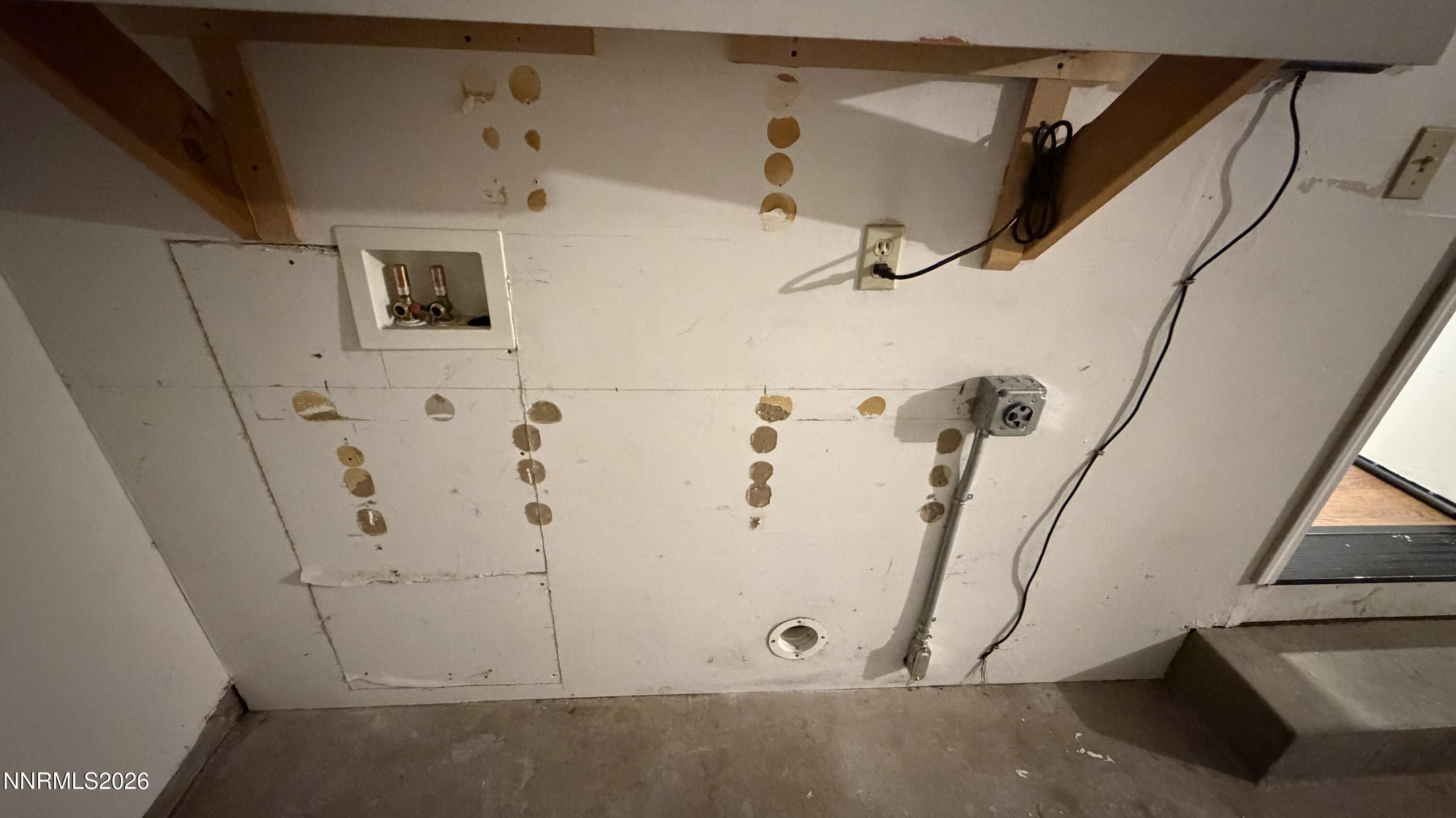 1381 Laser Court Property Photo 30