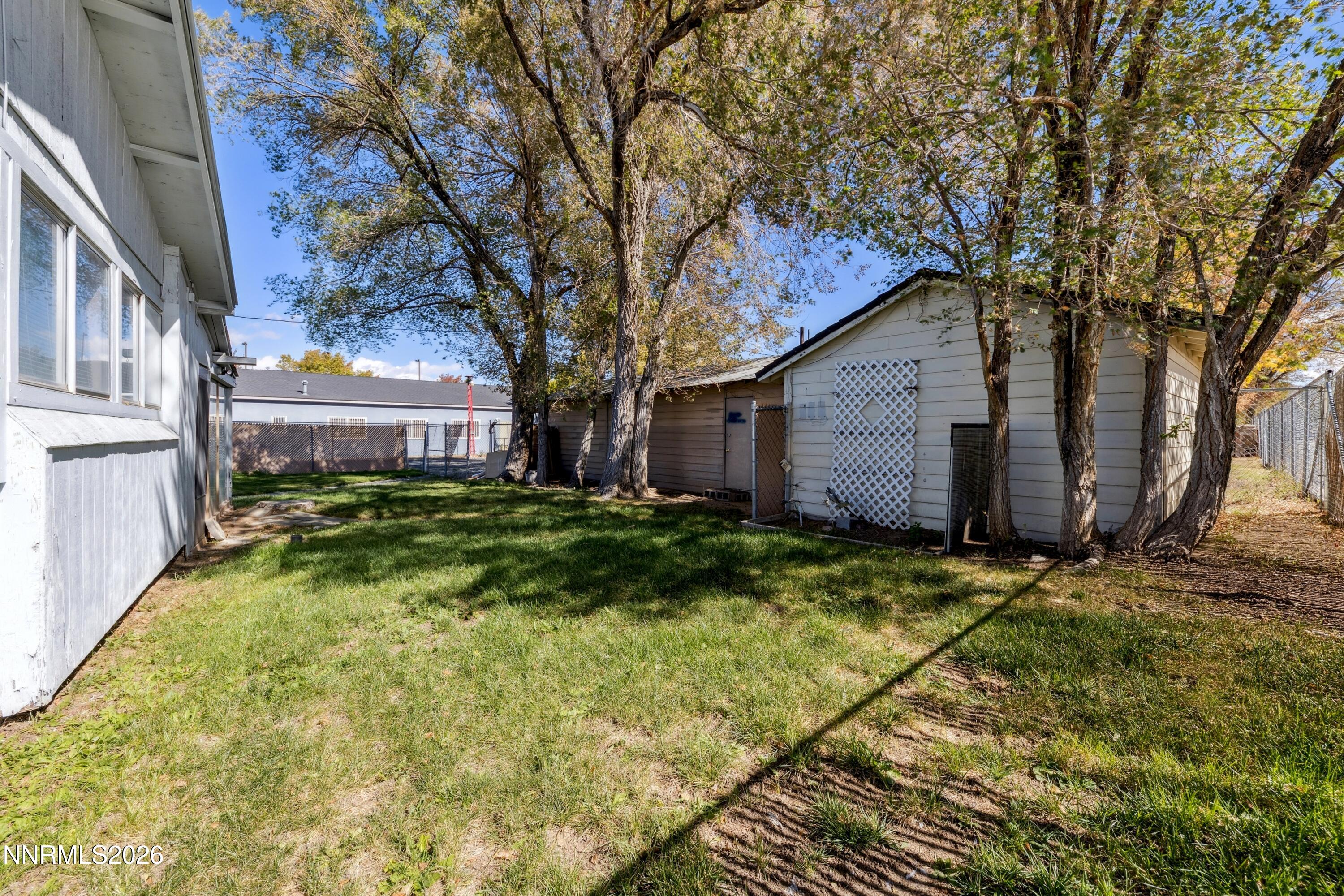 3129 S Carson Street Property Photo 14