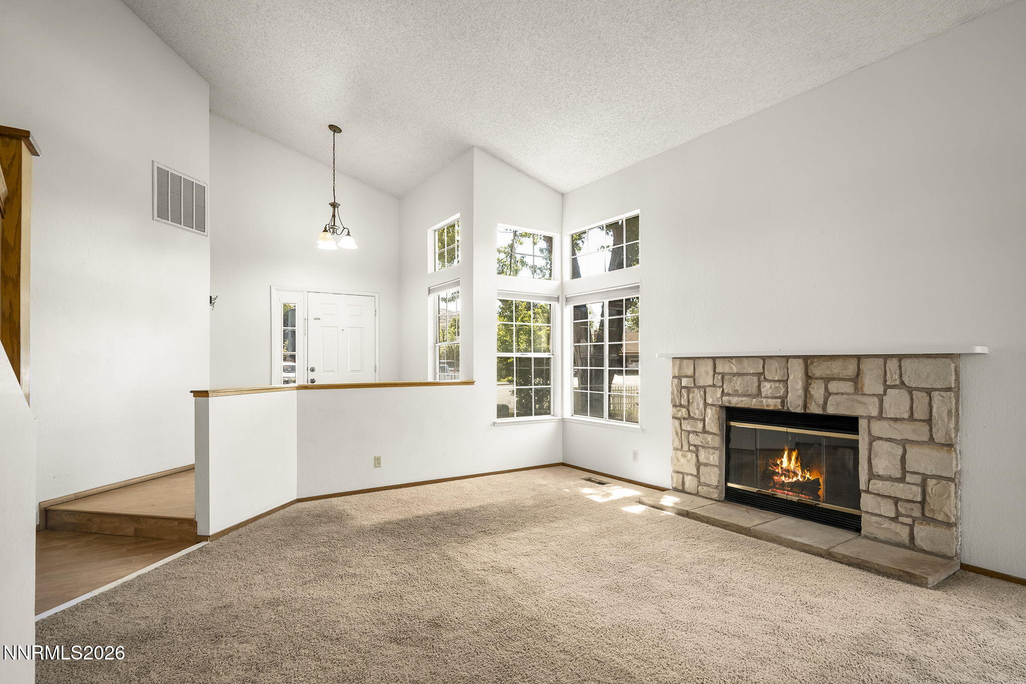 2152 Wabash Circle Property Photo 6