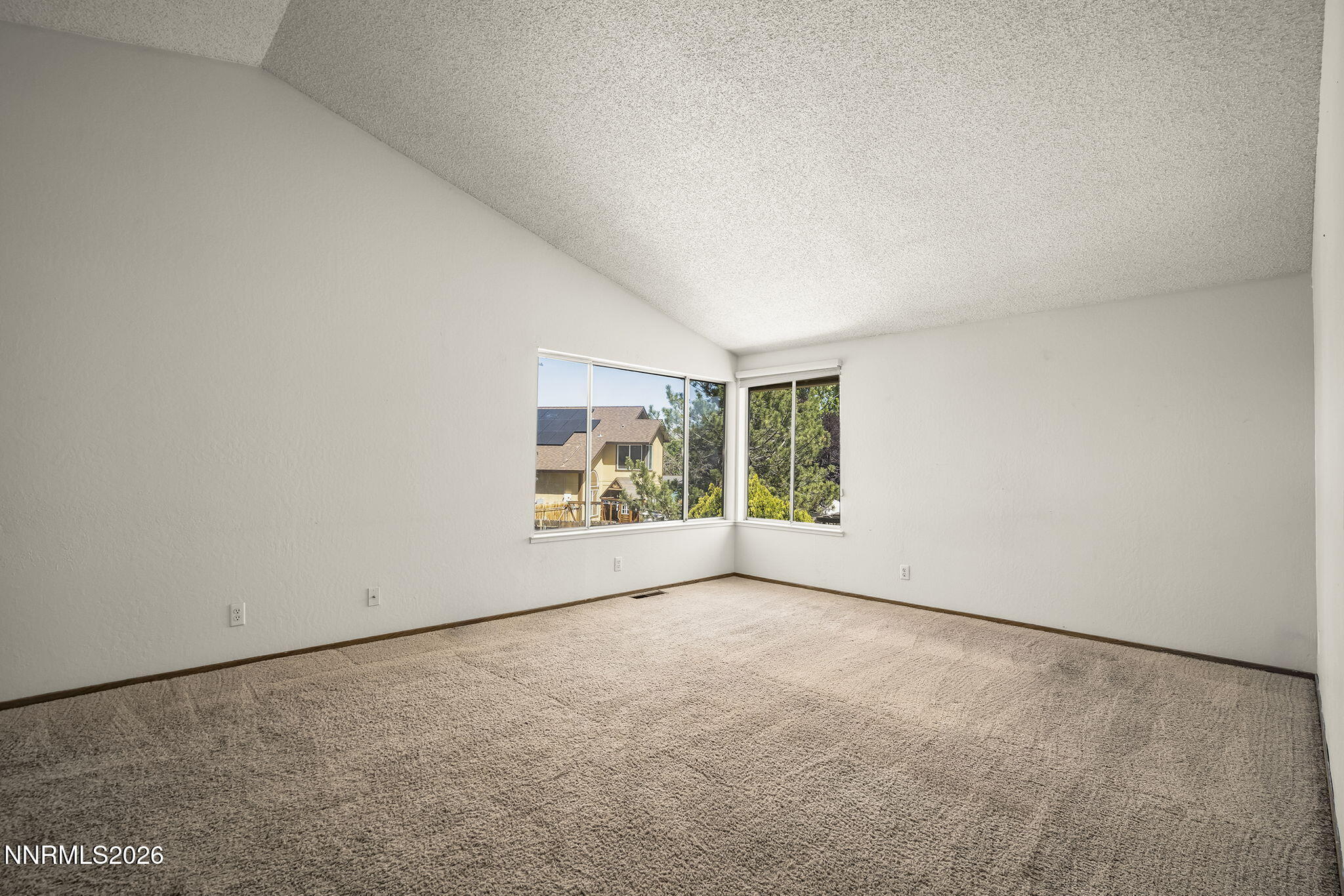 2152 Wabash Circle Property Photo 17