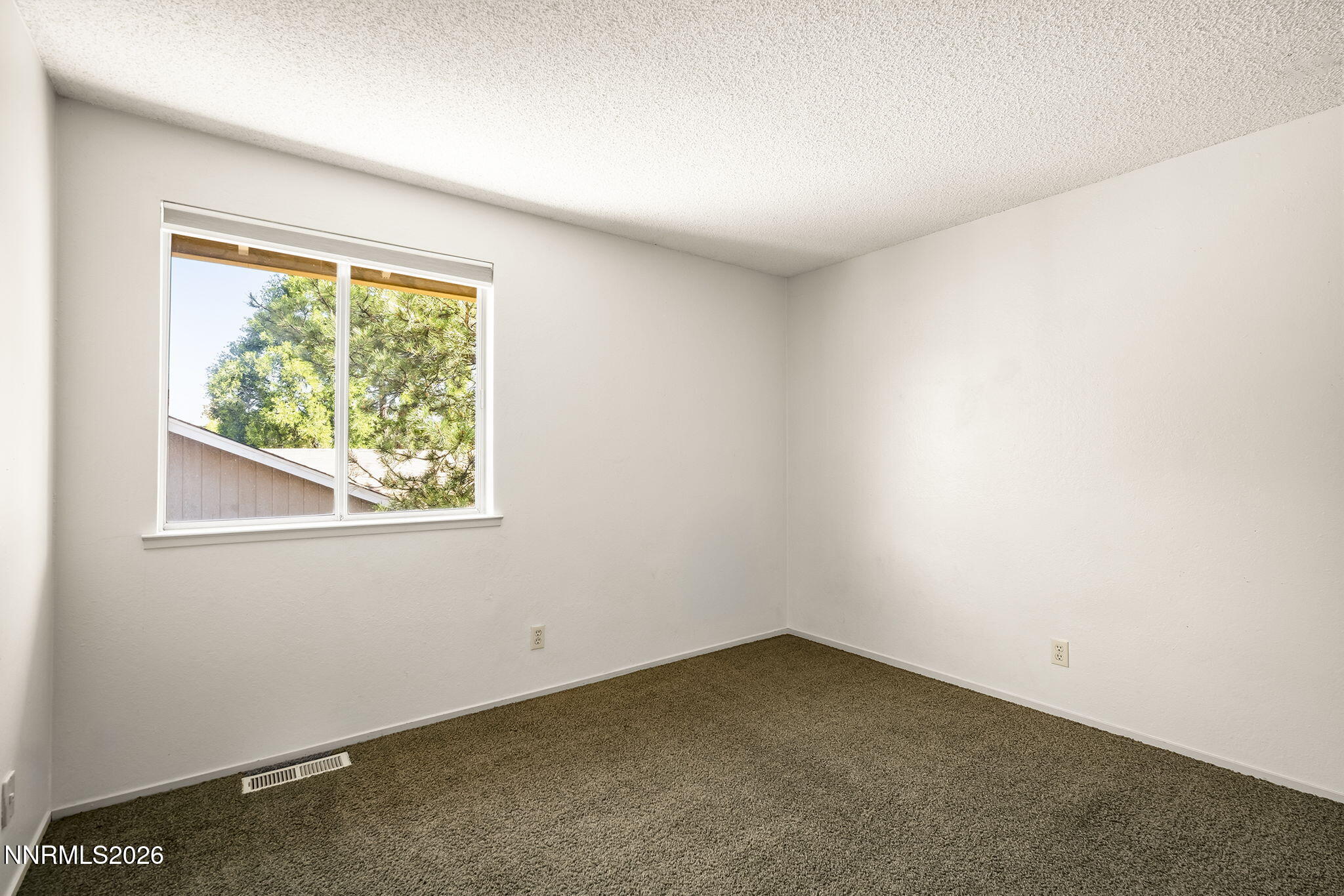 2152 Wabash Circle Property Photo 20