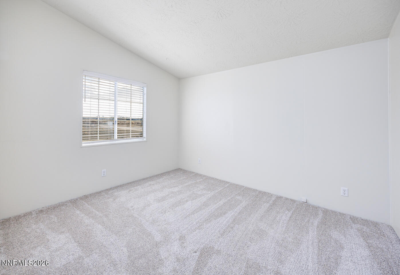 6312 Sierra Way Property Photo 7