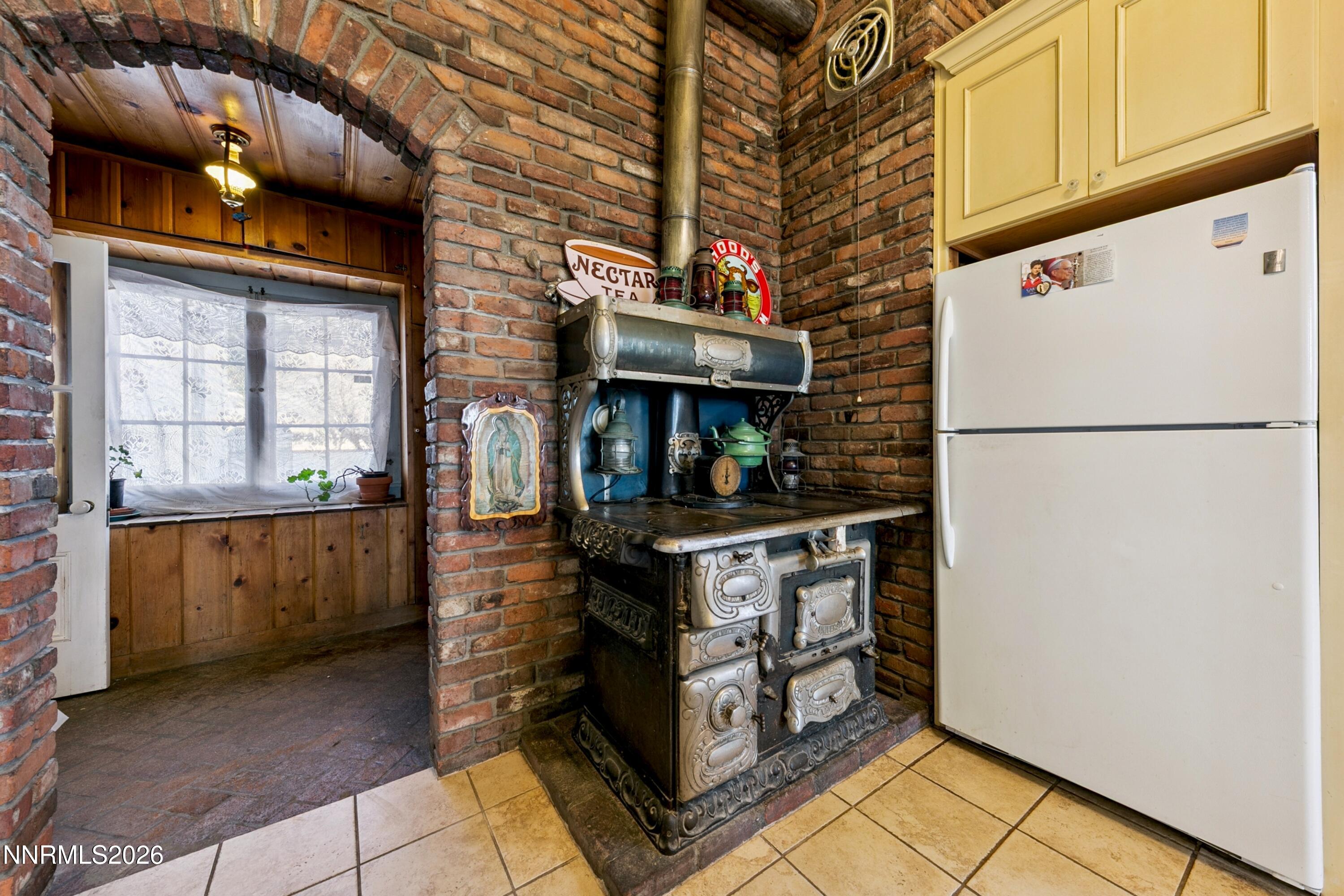 2350 Jacks Valley Road Property Photo 7