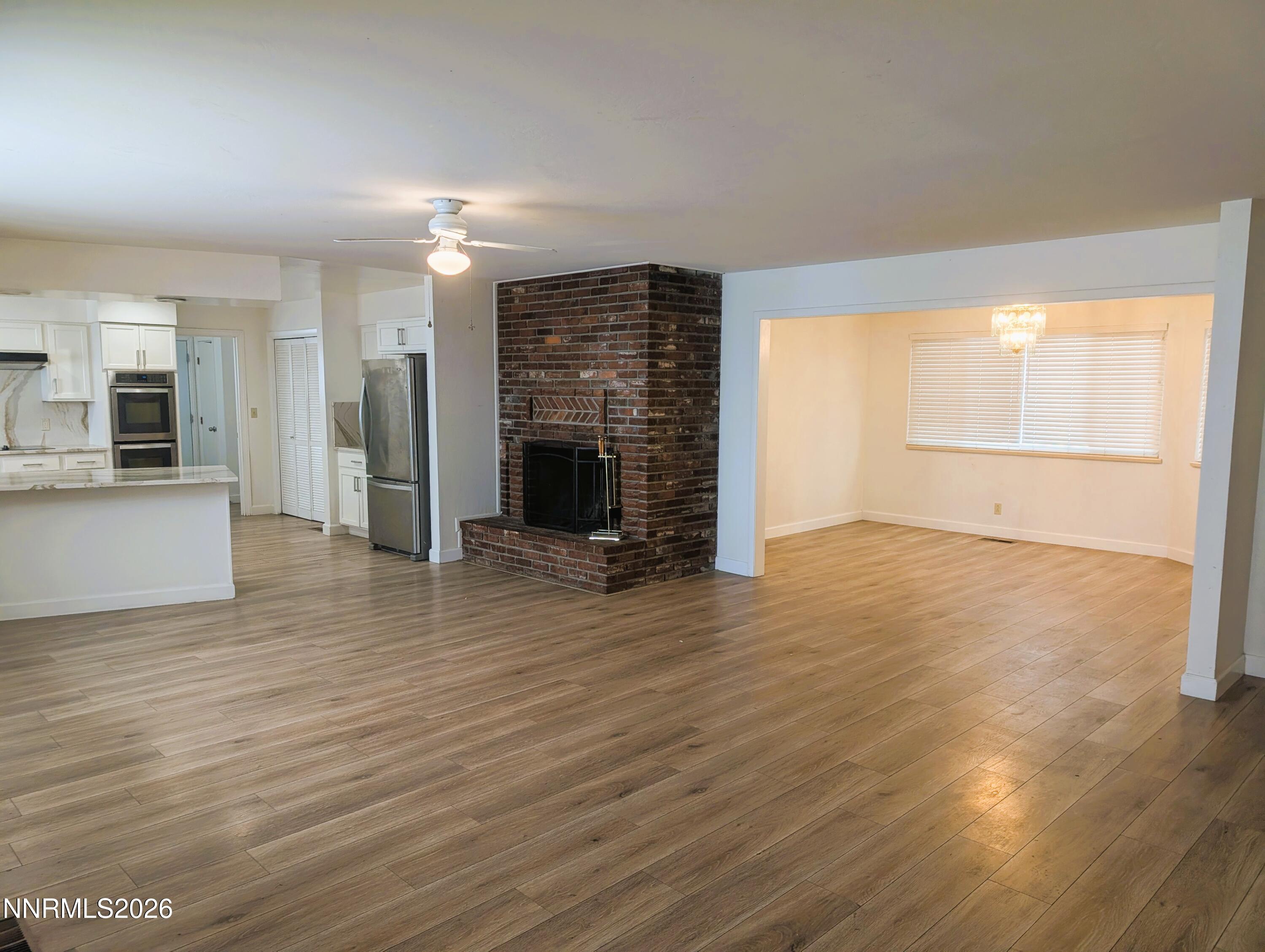 2390 Barnes Circle Property Photo 2