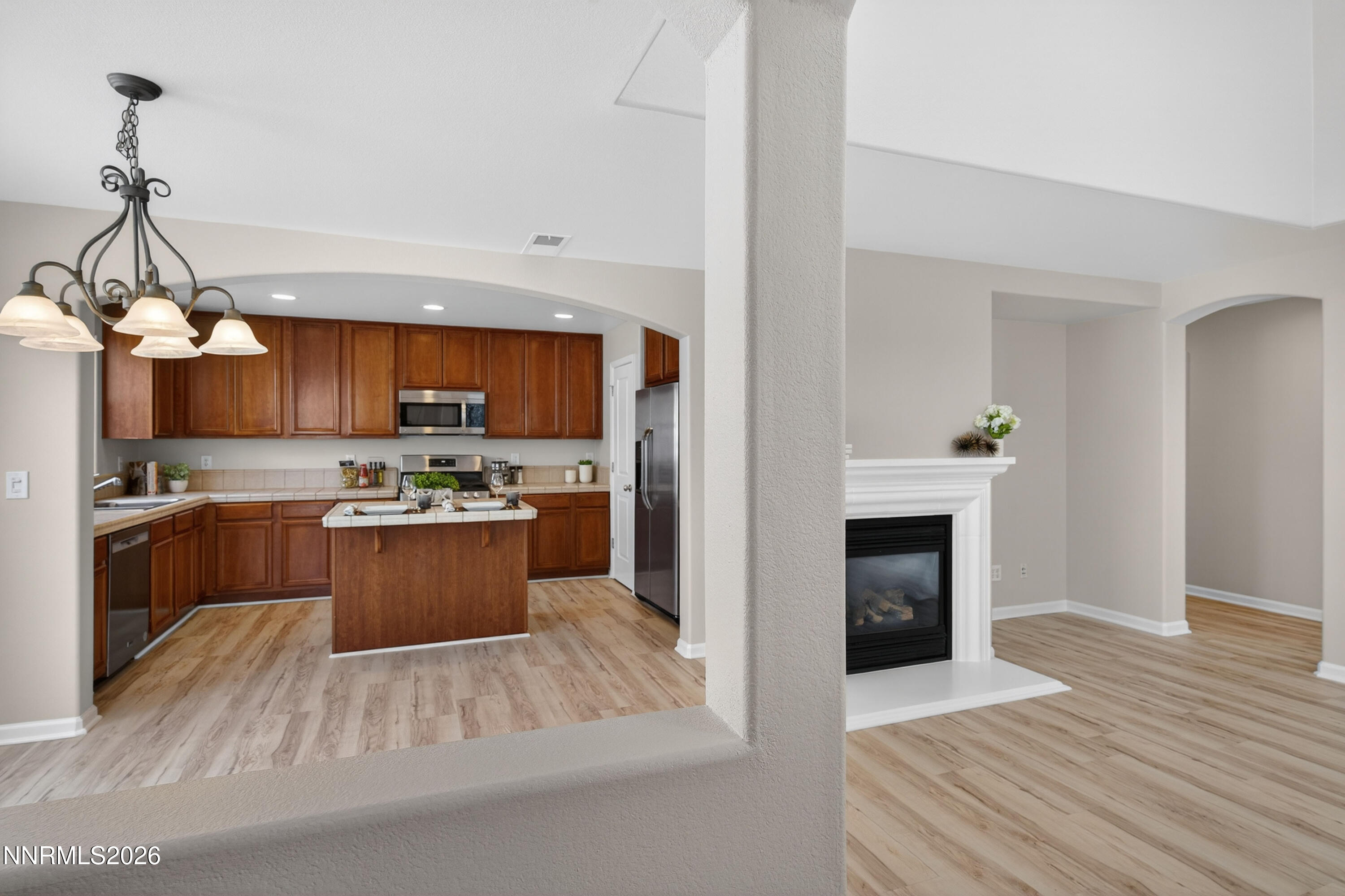 1630 Spring Hill Drive Property Photo 3