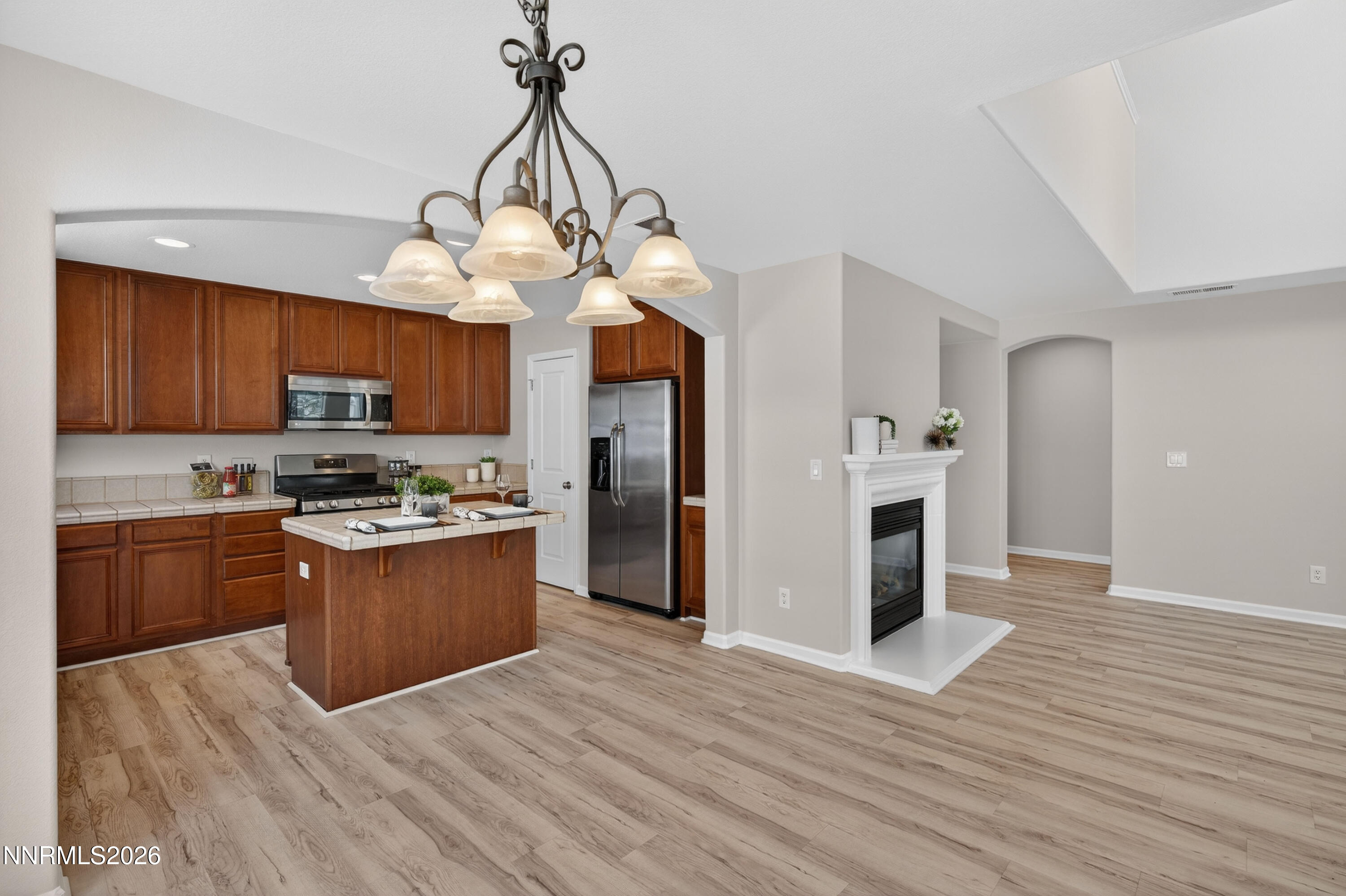 1630 Spring Hill Drive Property Photo 4