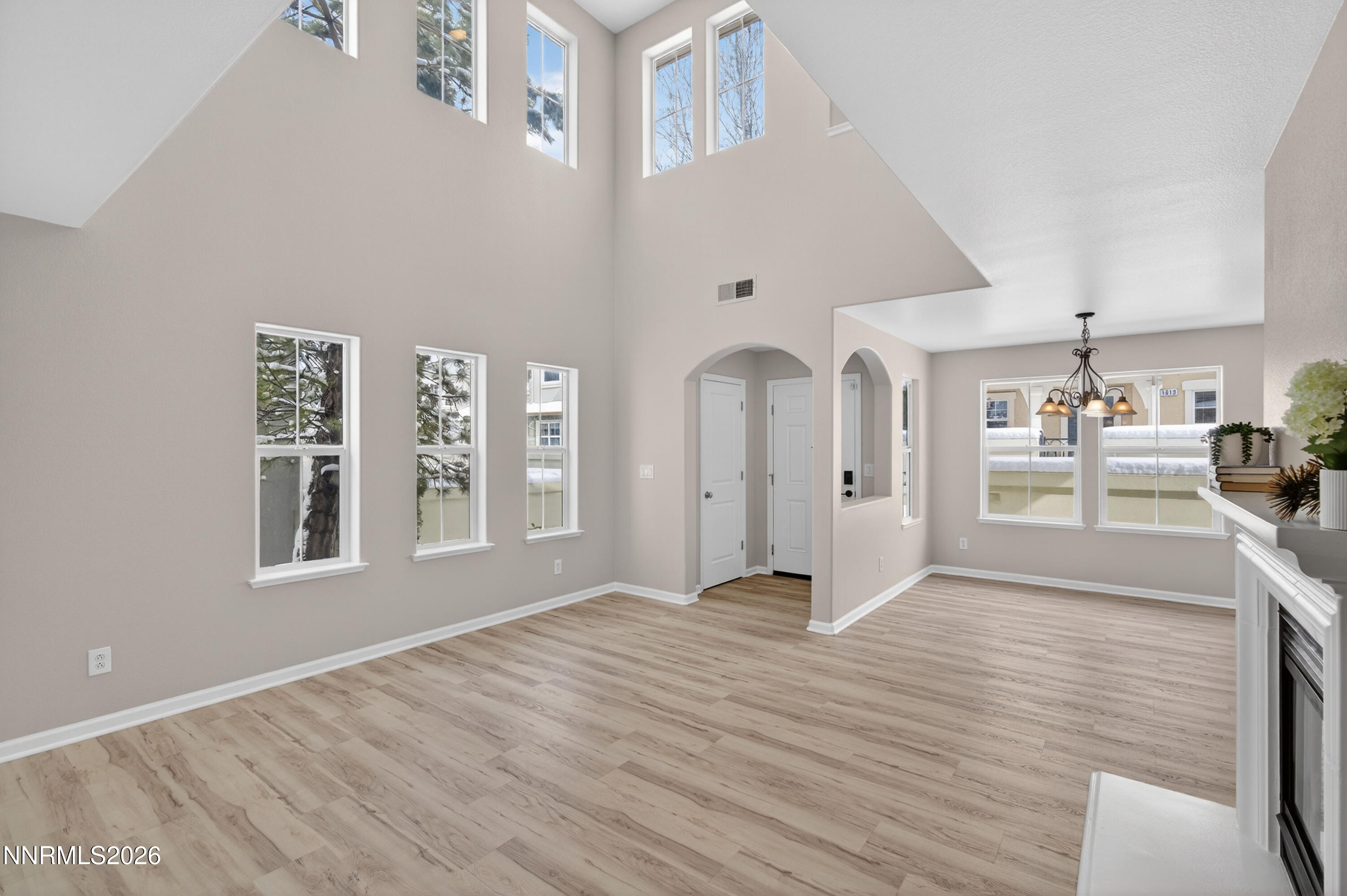 1630 Spring Hill Drive Property Photo 13