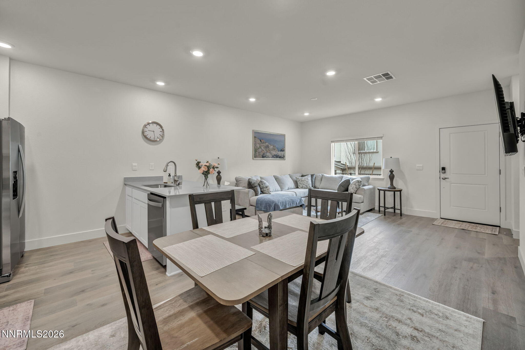 1634 Icelandic Way Property Photo 11