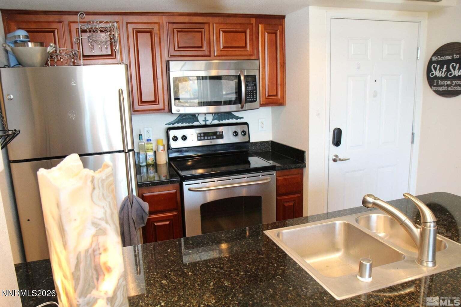 450 N Arlington Avenue 513 Property Photo 7
