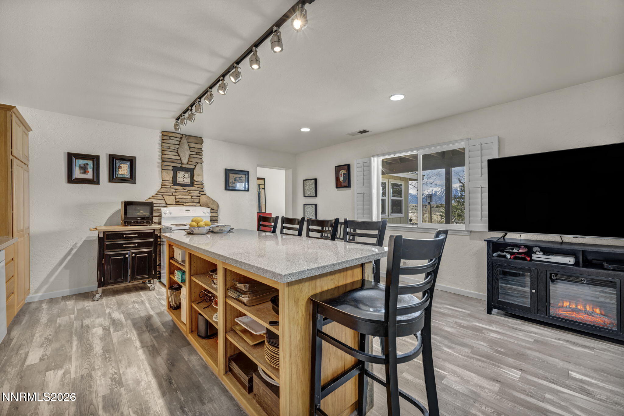 1568 Barker Court Property Photo 42