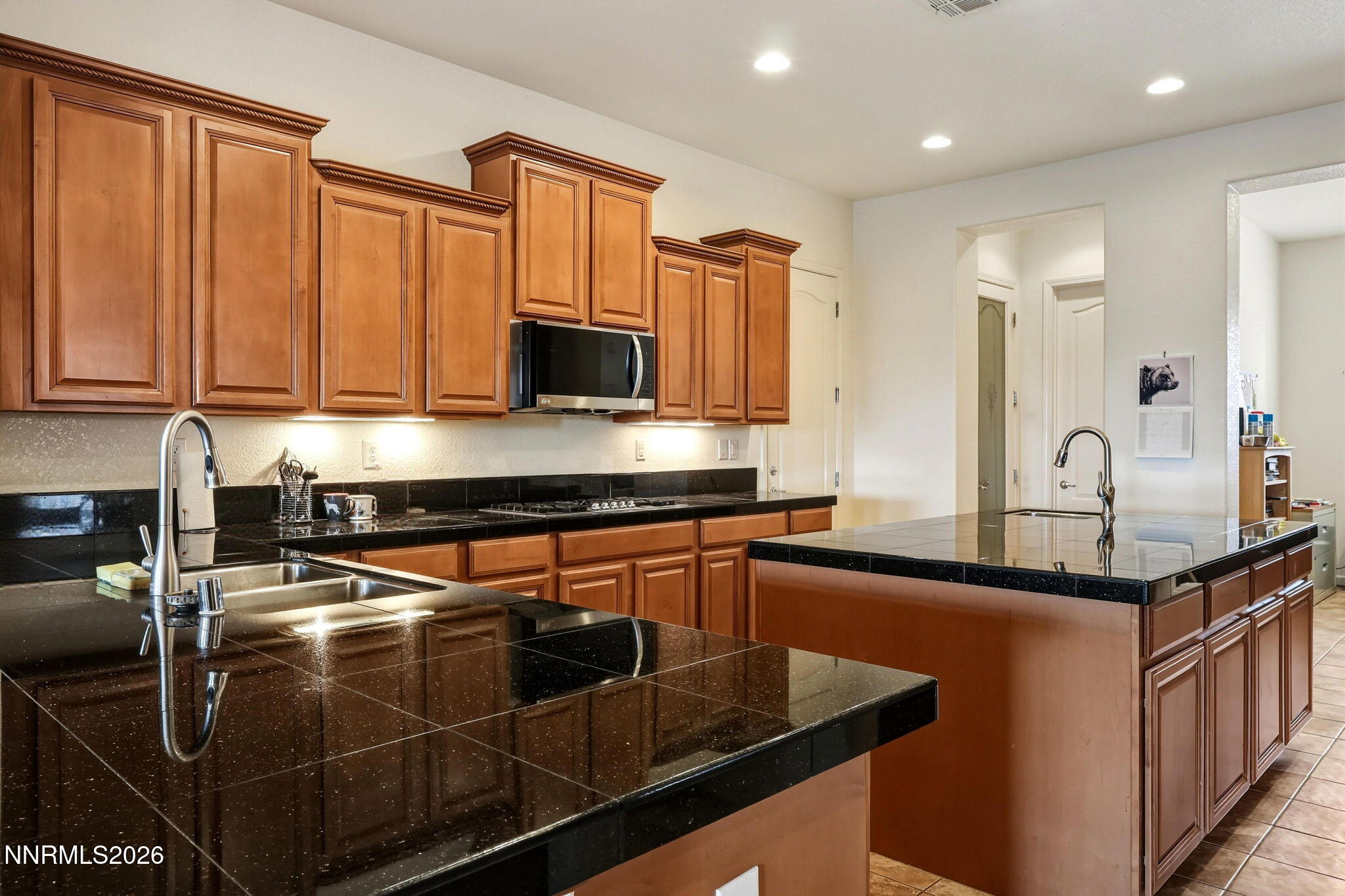 7055 Voyage Drive Property Photo 15