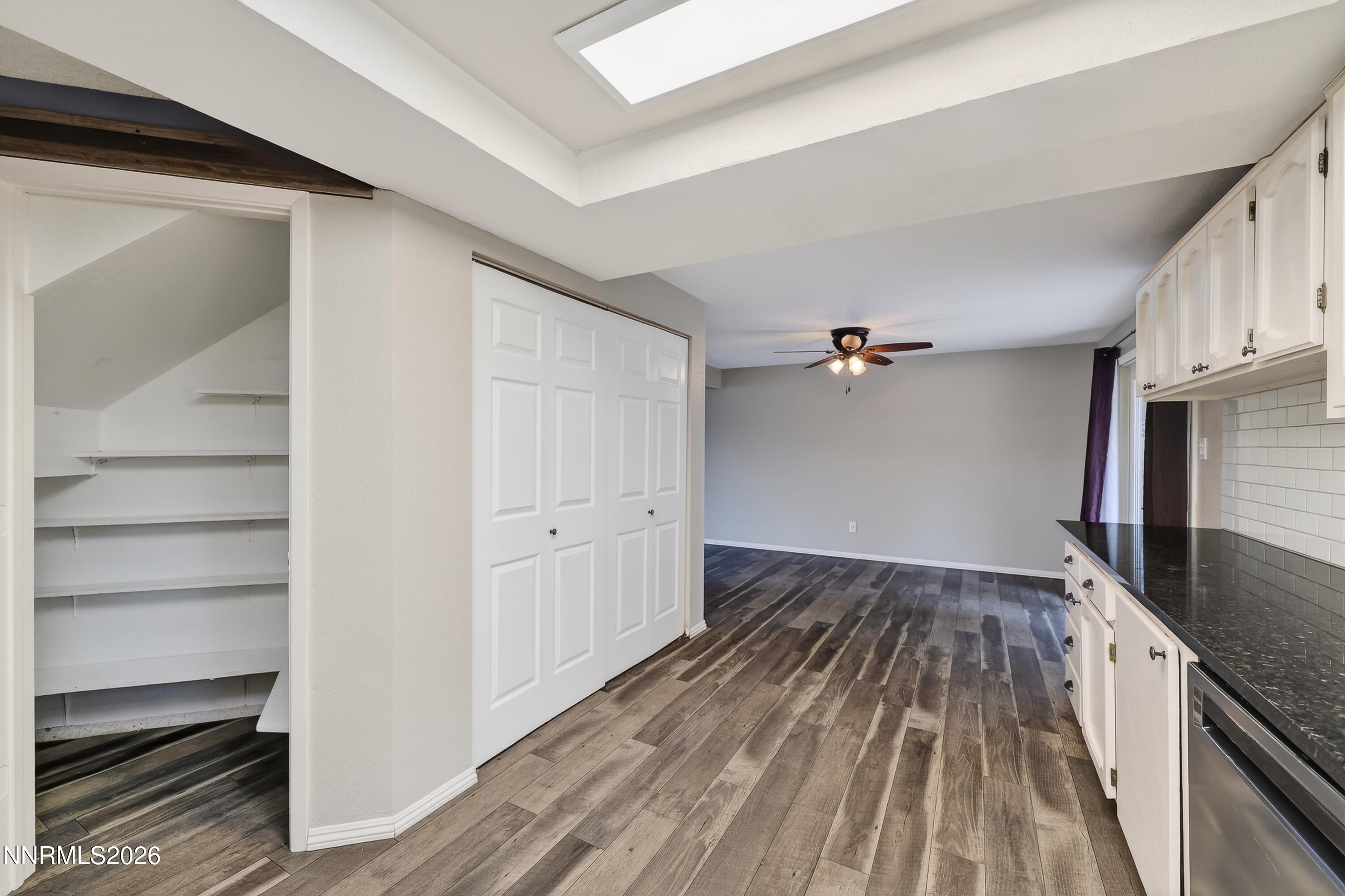 8211 Dixon Lane Property Photo 15