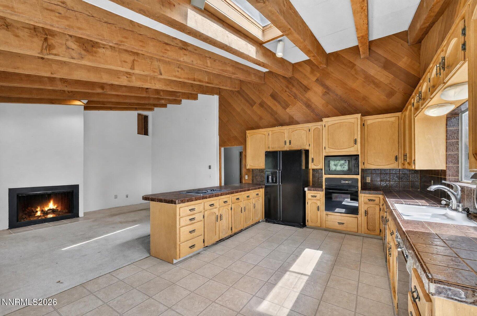 353 Sherwood Drive Property Photo 4