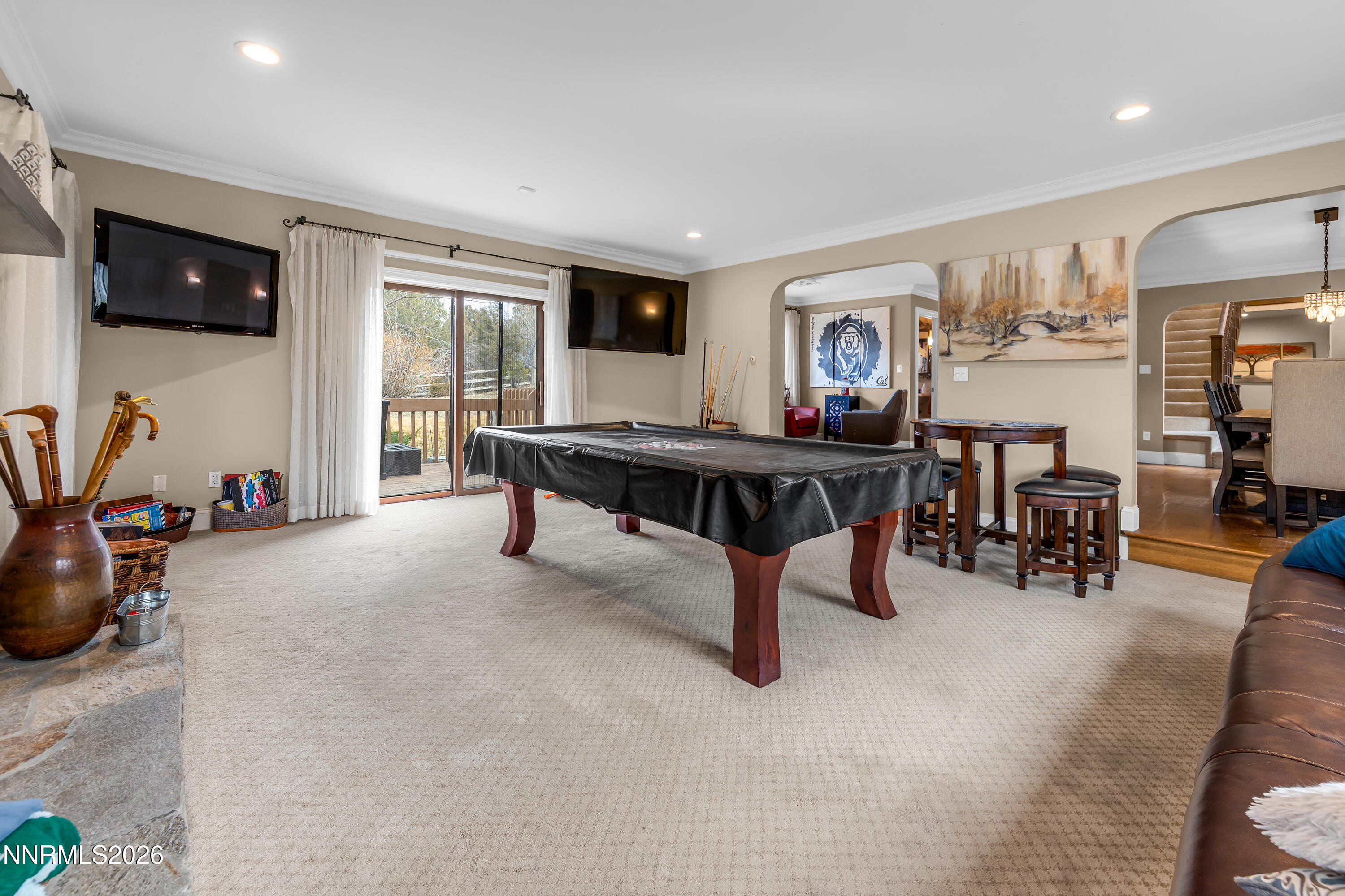 4260 Longknife Road Property Photo 11