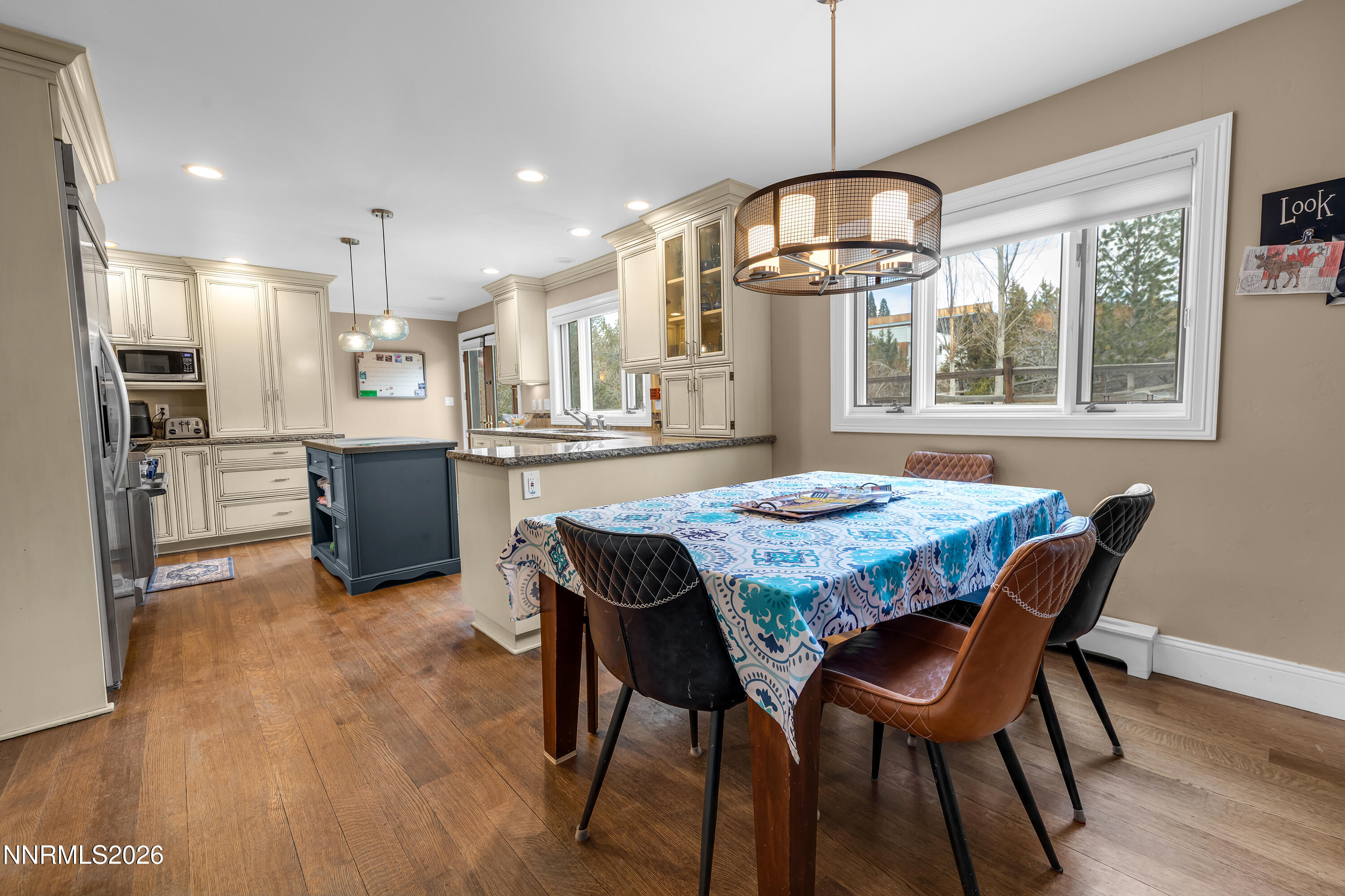 4260 Longknife Road Property Photo 22