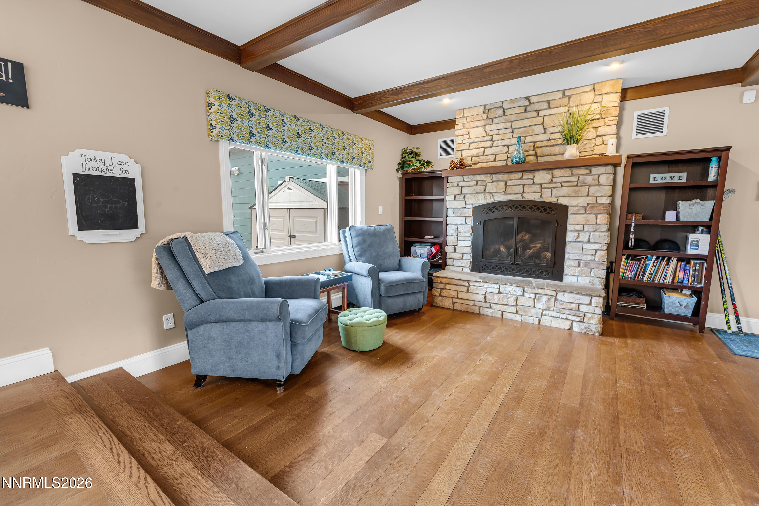 4260 Longknife Road Property Photo 24