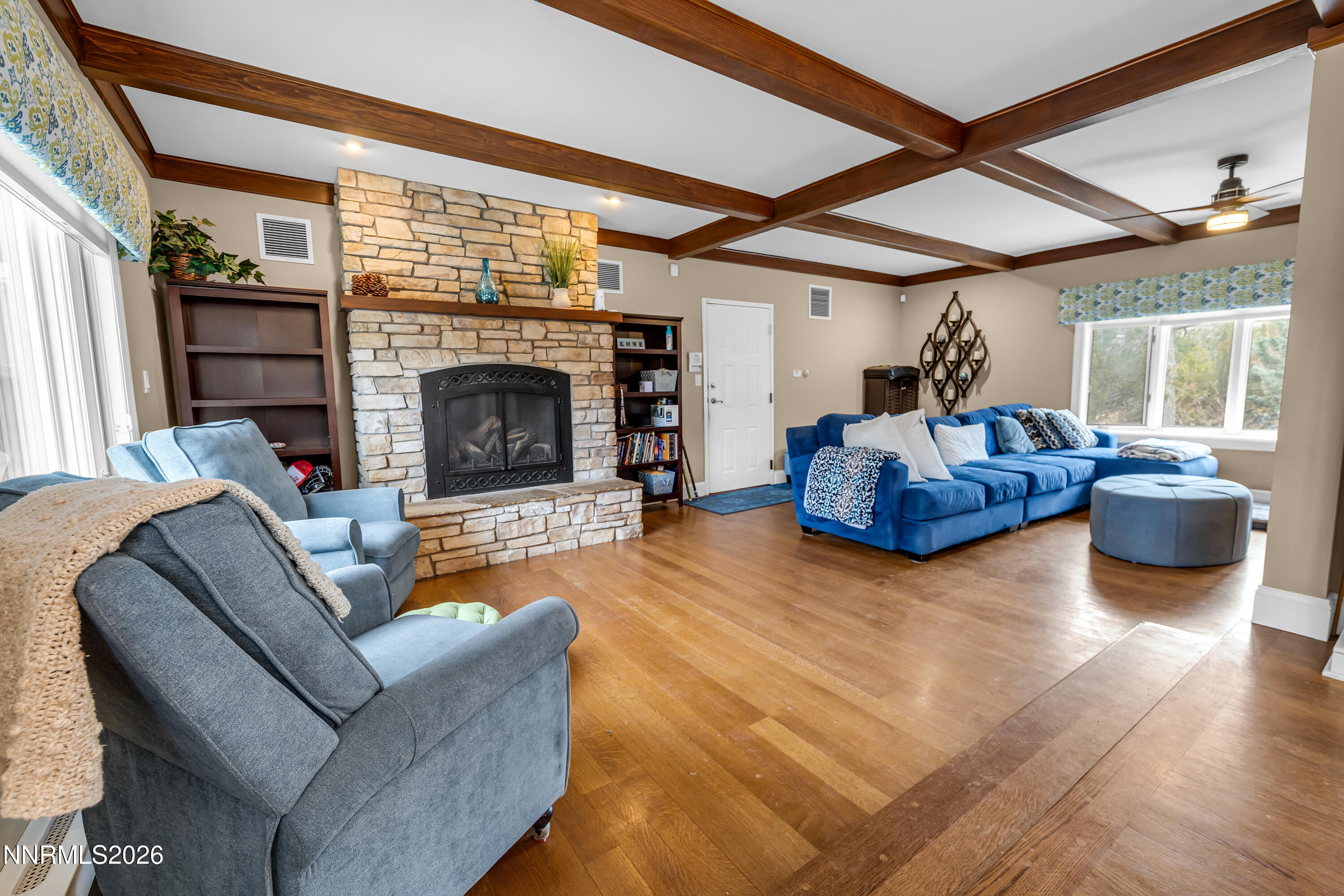 4260 Longknife Road Property Photo 25