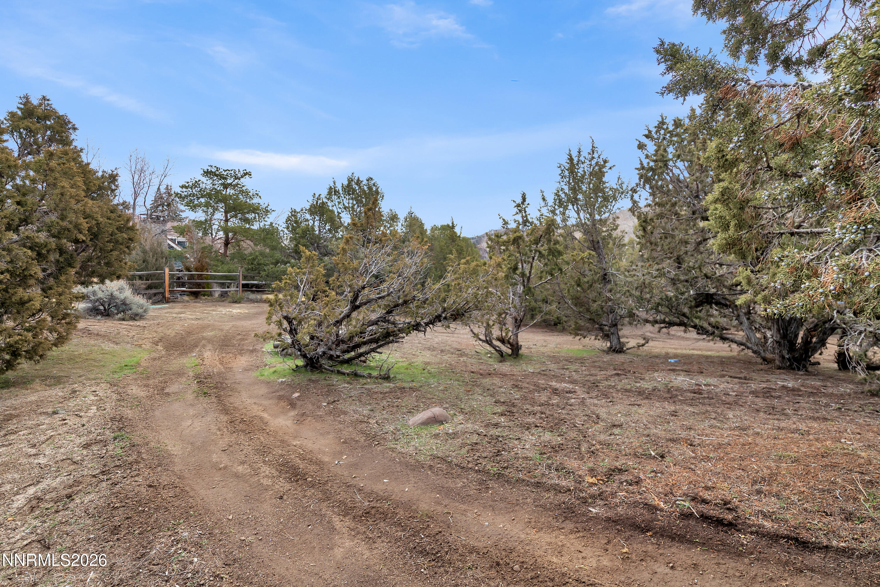 4260 Longknife Road Property Photo 60
